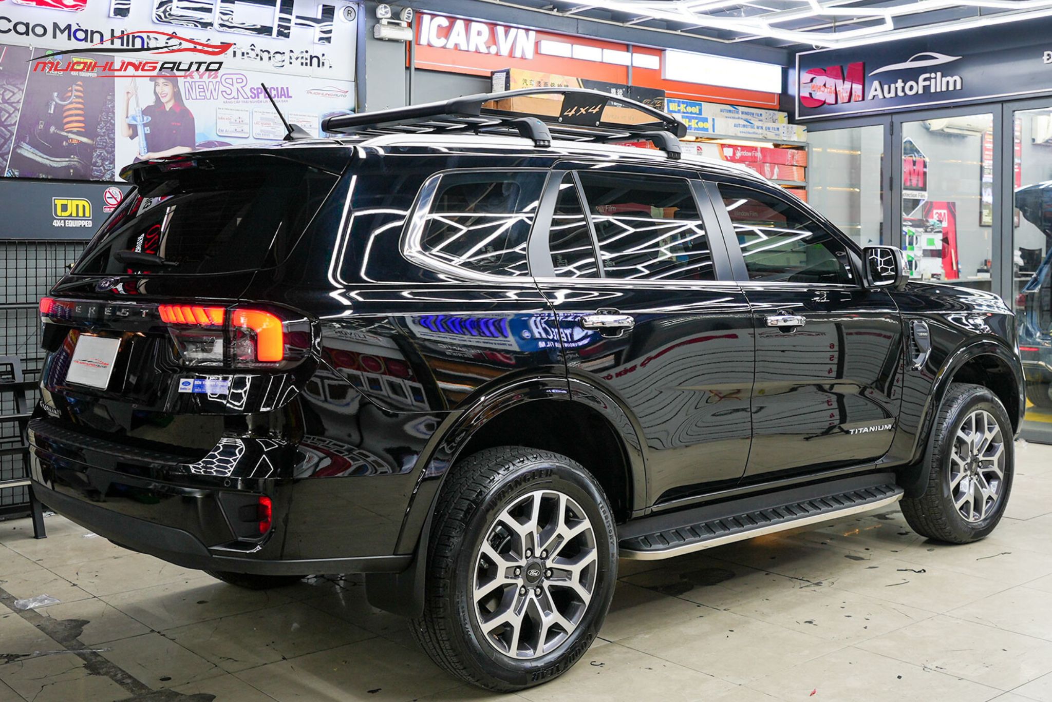 Baga mui Yaki 129cm CP-439 cho xe Ford Everest 2023