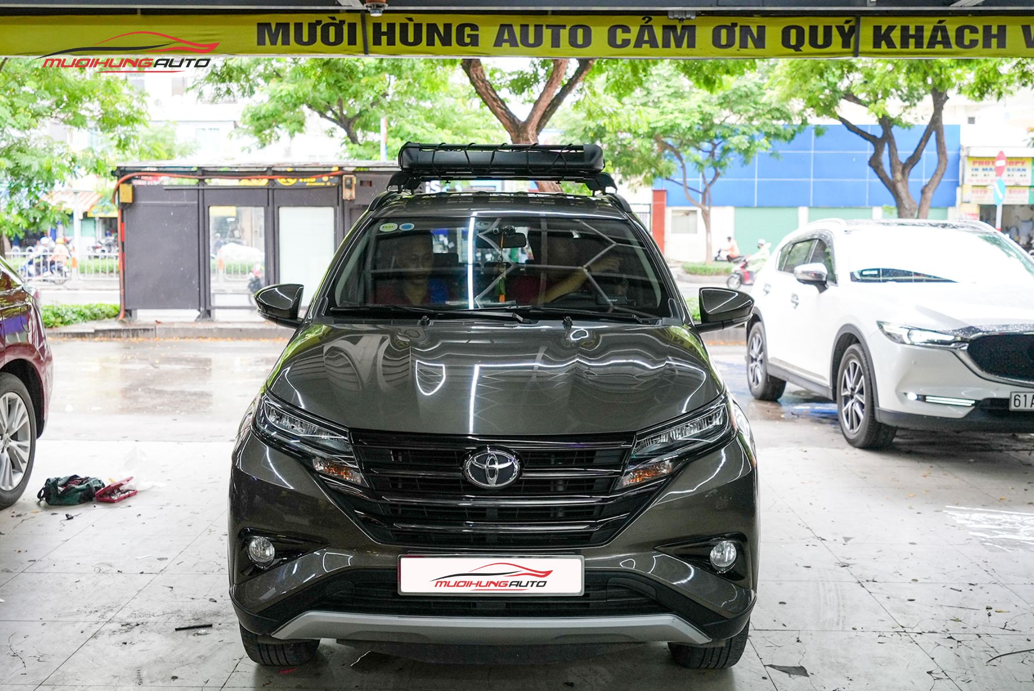 Lắp baga mui Yaki 127cm CP-307 cho ô tô Toyota Rush 2018