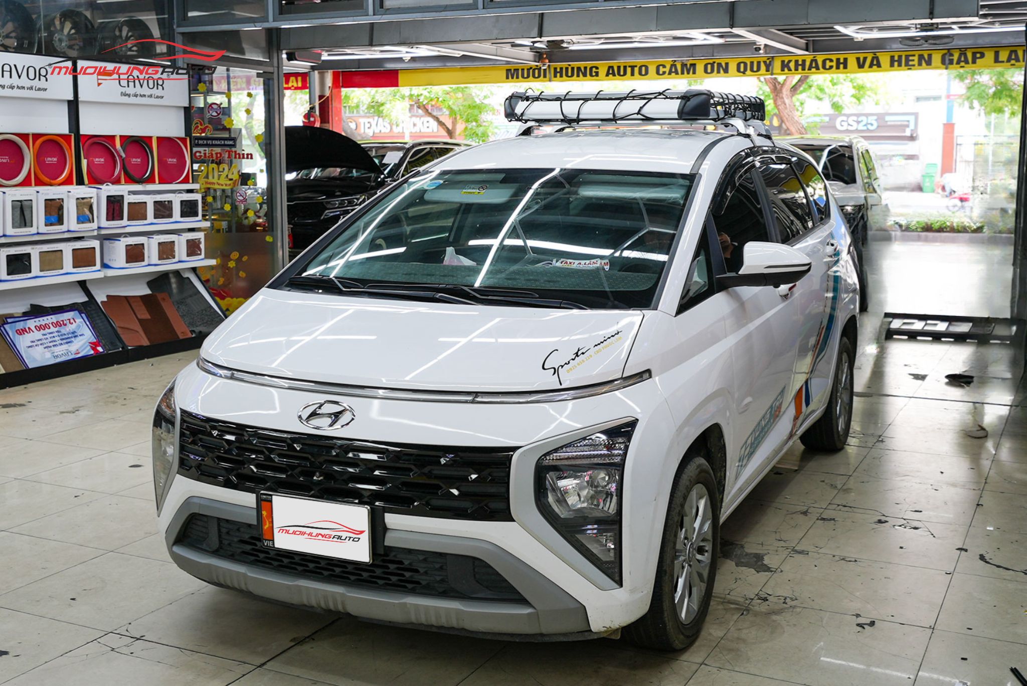 Lắp baga mui Yaki 127cm CP-307 xe Hyundai Stargazer 2023