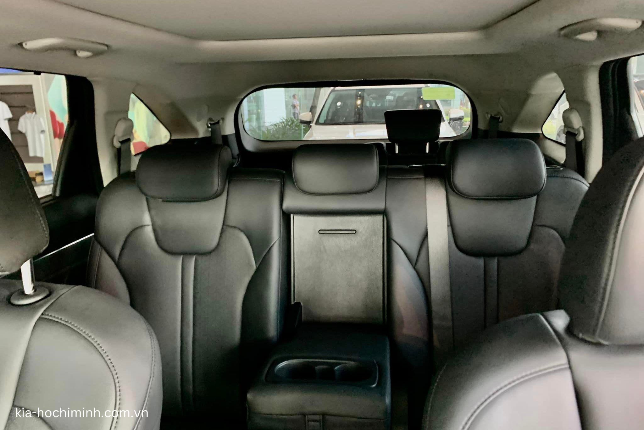 Kia Sorento 2025 - Đánh Giá Chung, Thông Số, Giá Lăn Bánh Mới Nhất 3/2025