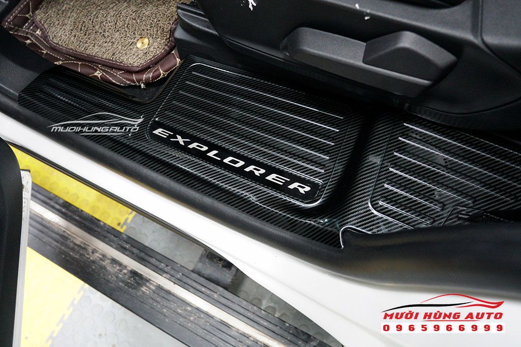 Phụ Kiện Trang Trí Chính Hãng Cao Cấp Cho Xe Ford Explorer