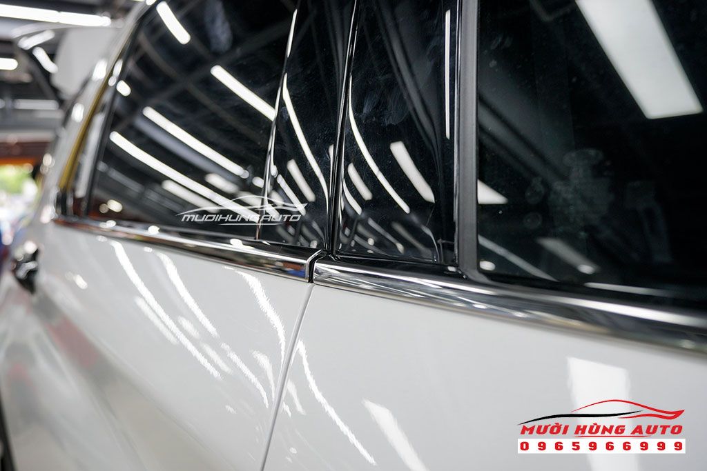 Phụ Kiện Trang Trí Chính Hãng Cao Cấp Cho Xe Ford Explorer