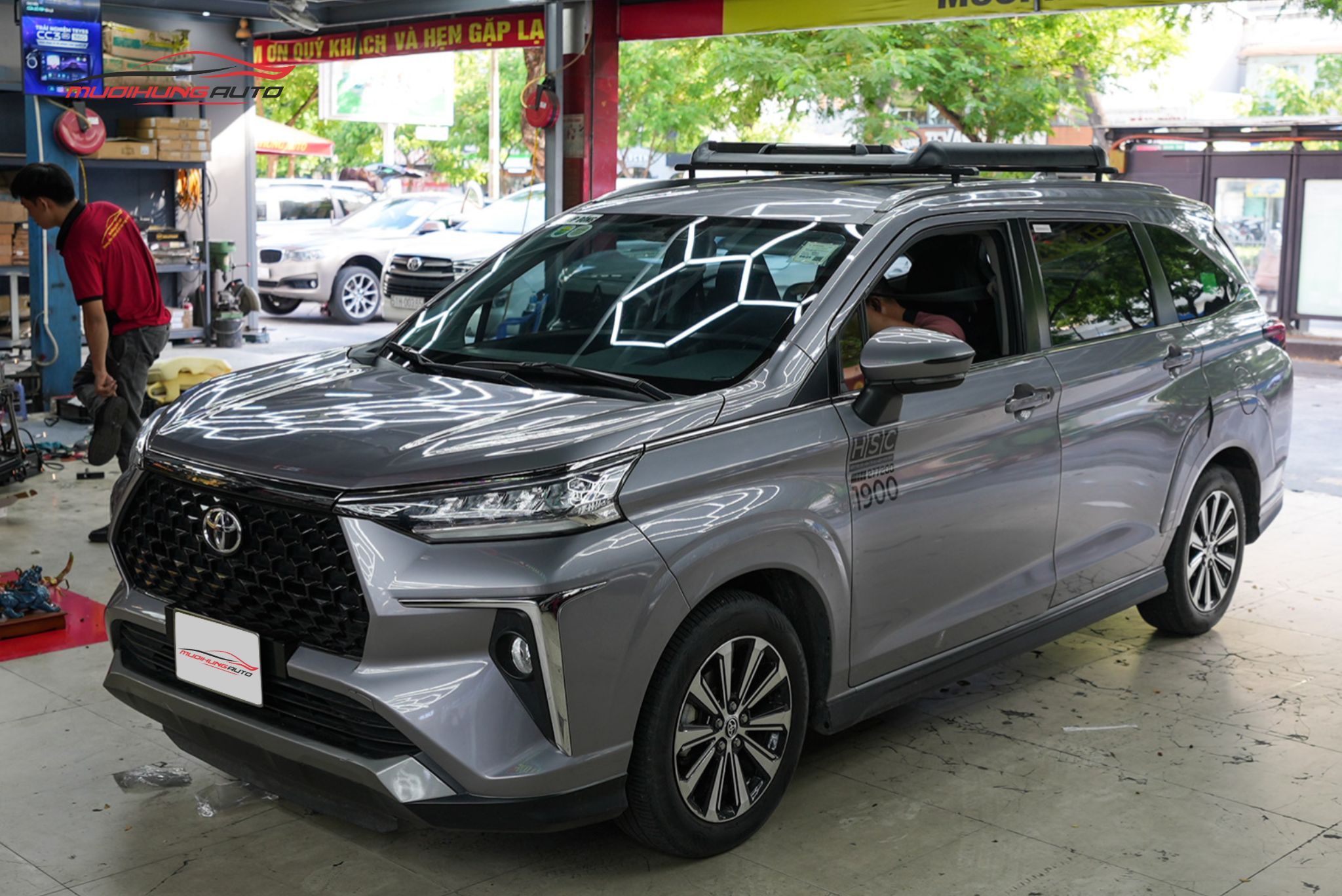 Lắp baga mui Yaki 127cm CP-307 xe Toyota Veloz Cross  2023