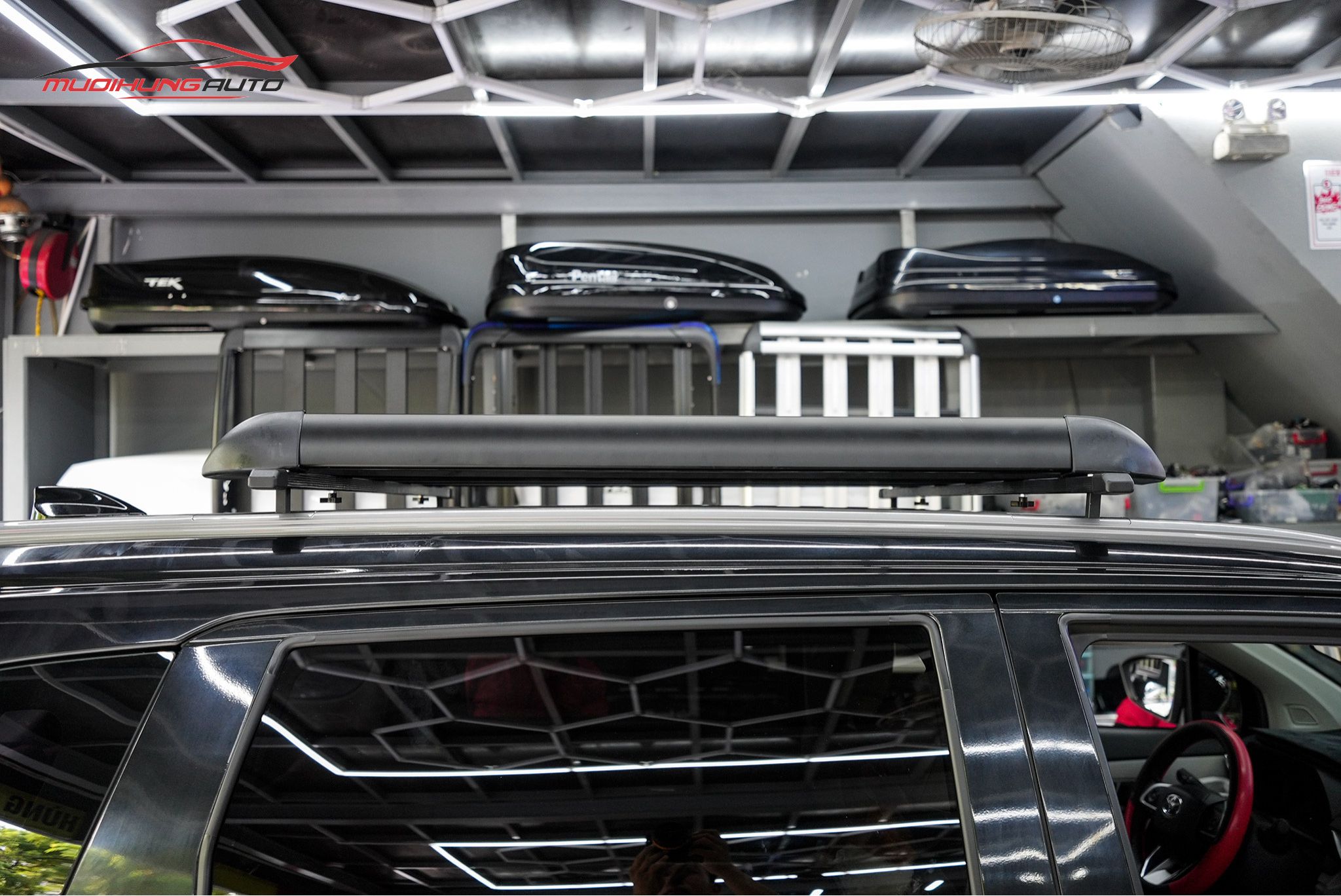 Lắp baga mui Yaki 127cm CP-308 xe Toyota Veloz Cross 2023