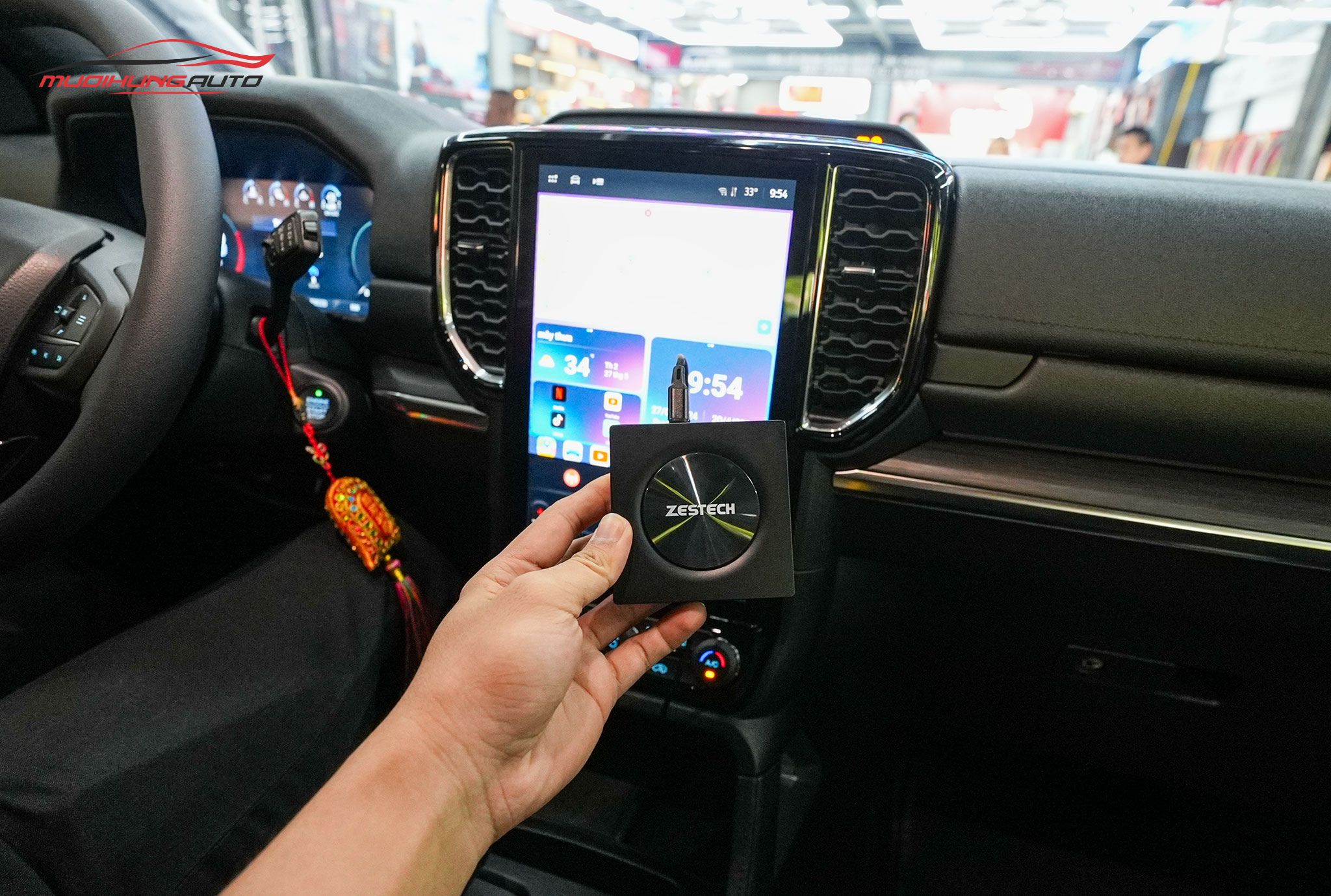 Lắp Zestech DX14 Plus Cho Xe Ford Everest 2024