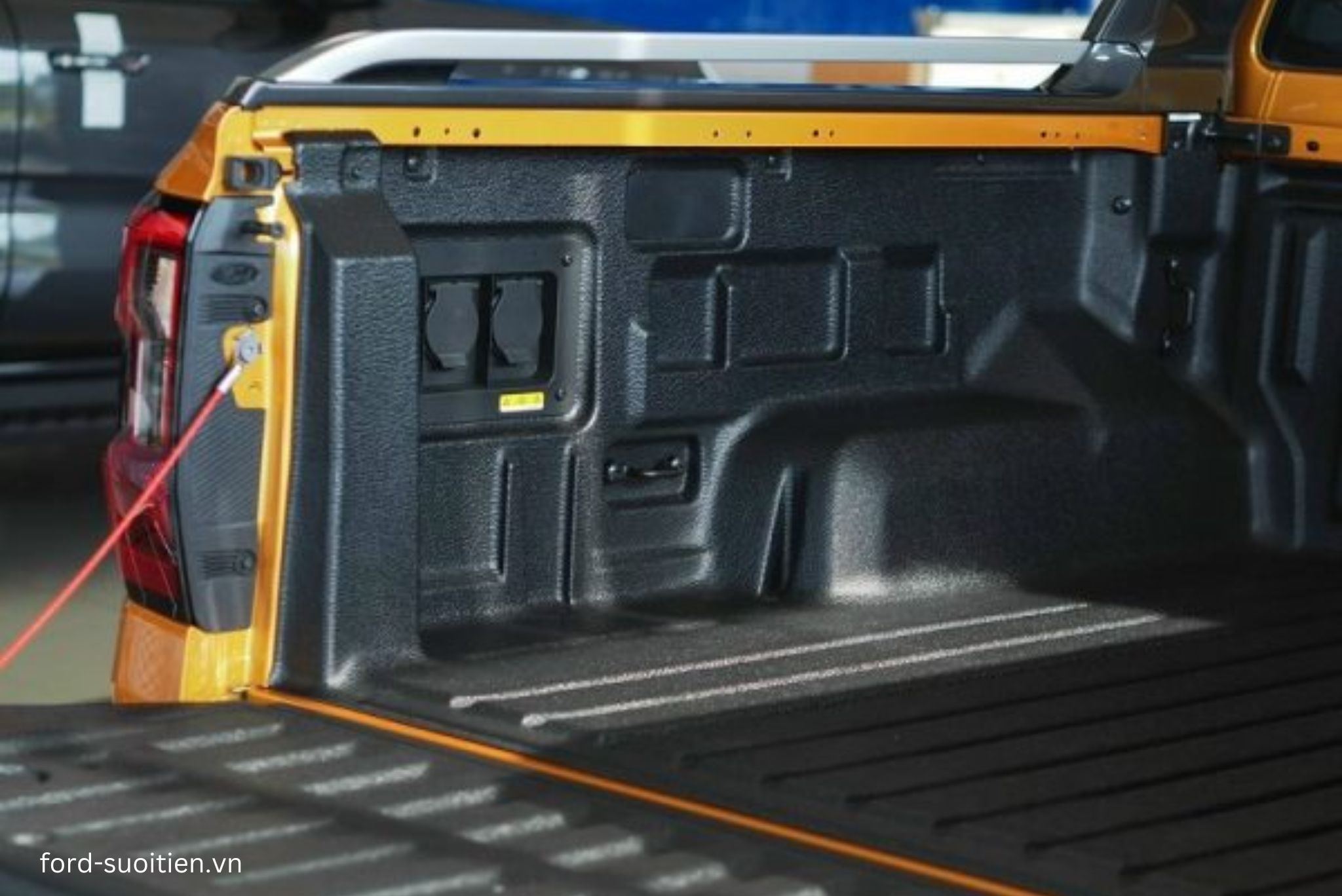 Ford Ranger 2025 nâng cấp thiết kế thùng xe