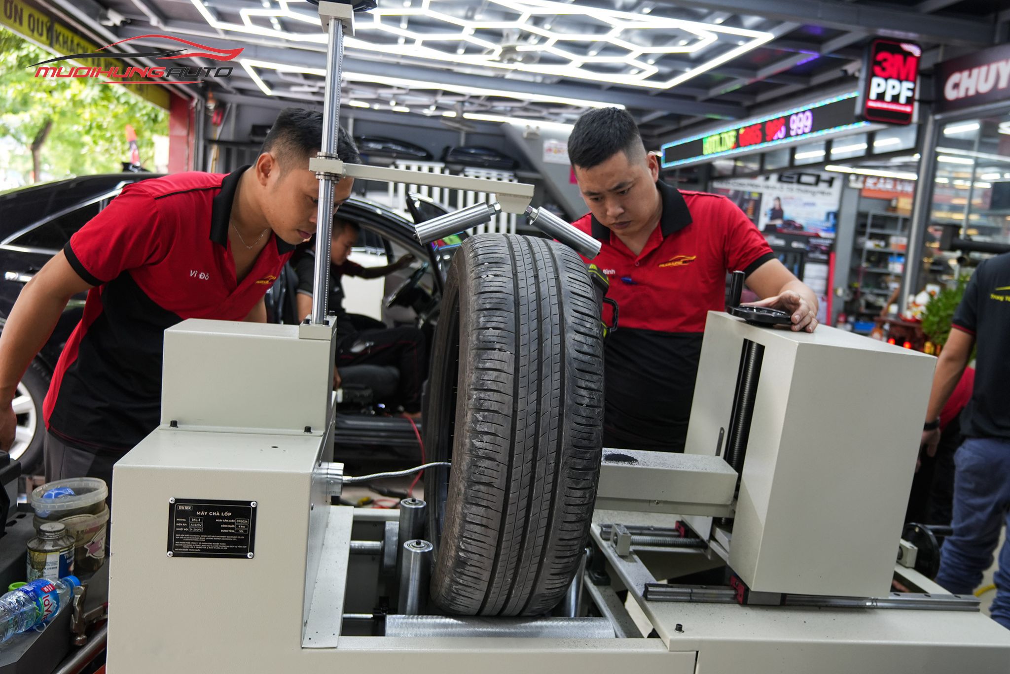 Dịch Vụ Tráng Lốp Chống Đinh Tận Nhà
