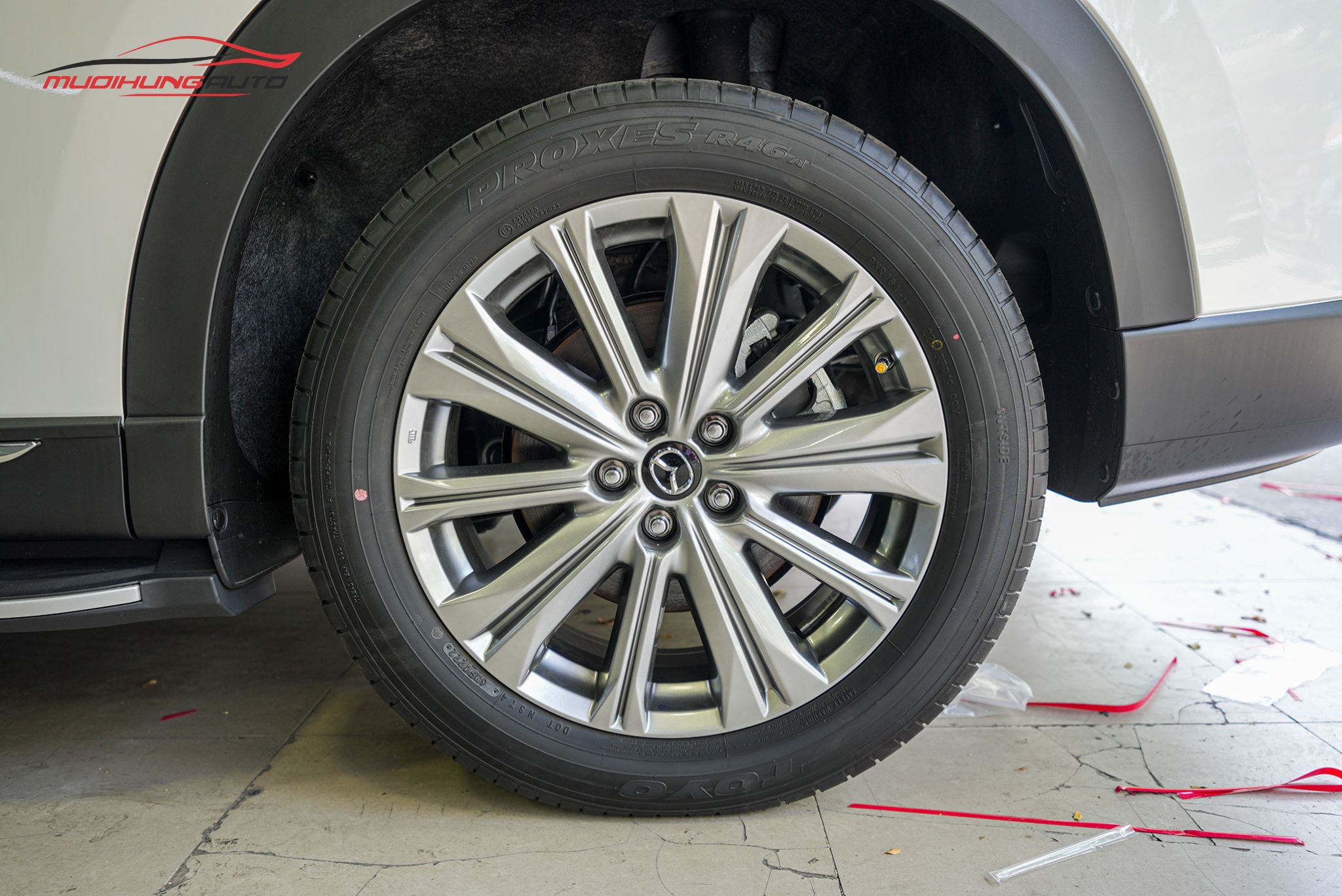 Lắp TPMS Ellisafe J3 cho xe Mazda CX-8