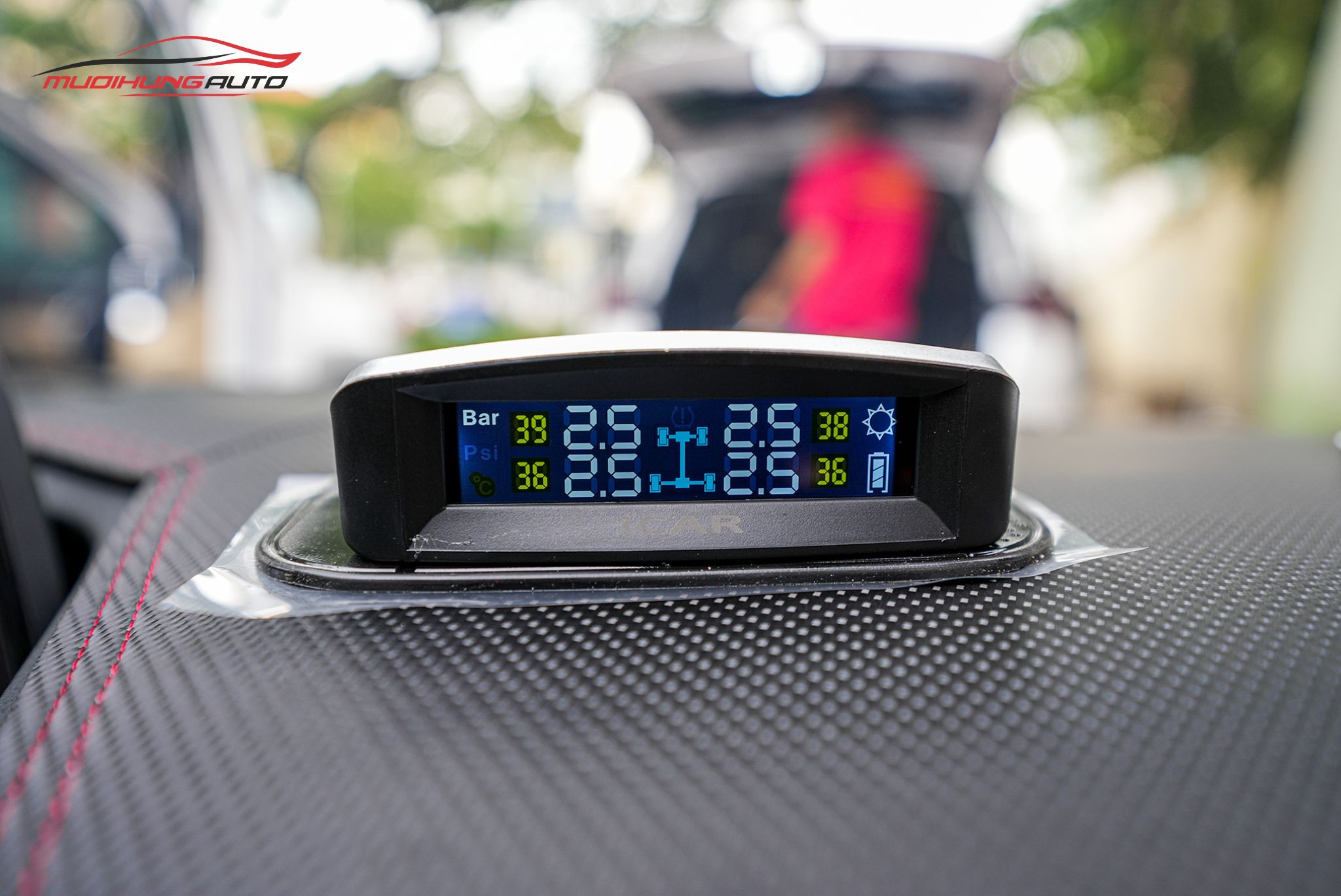 Lắp TPMS Ellisafe TN405 cho xe Mazda 3