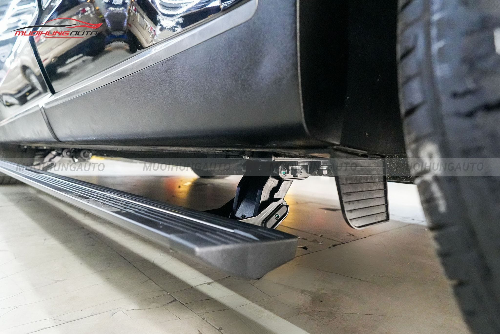 Bậc bước chân điện Hyundai Palisade 2024