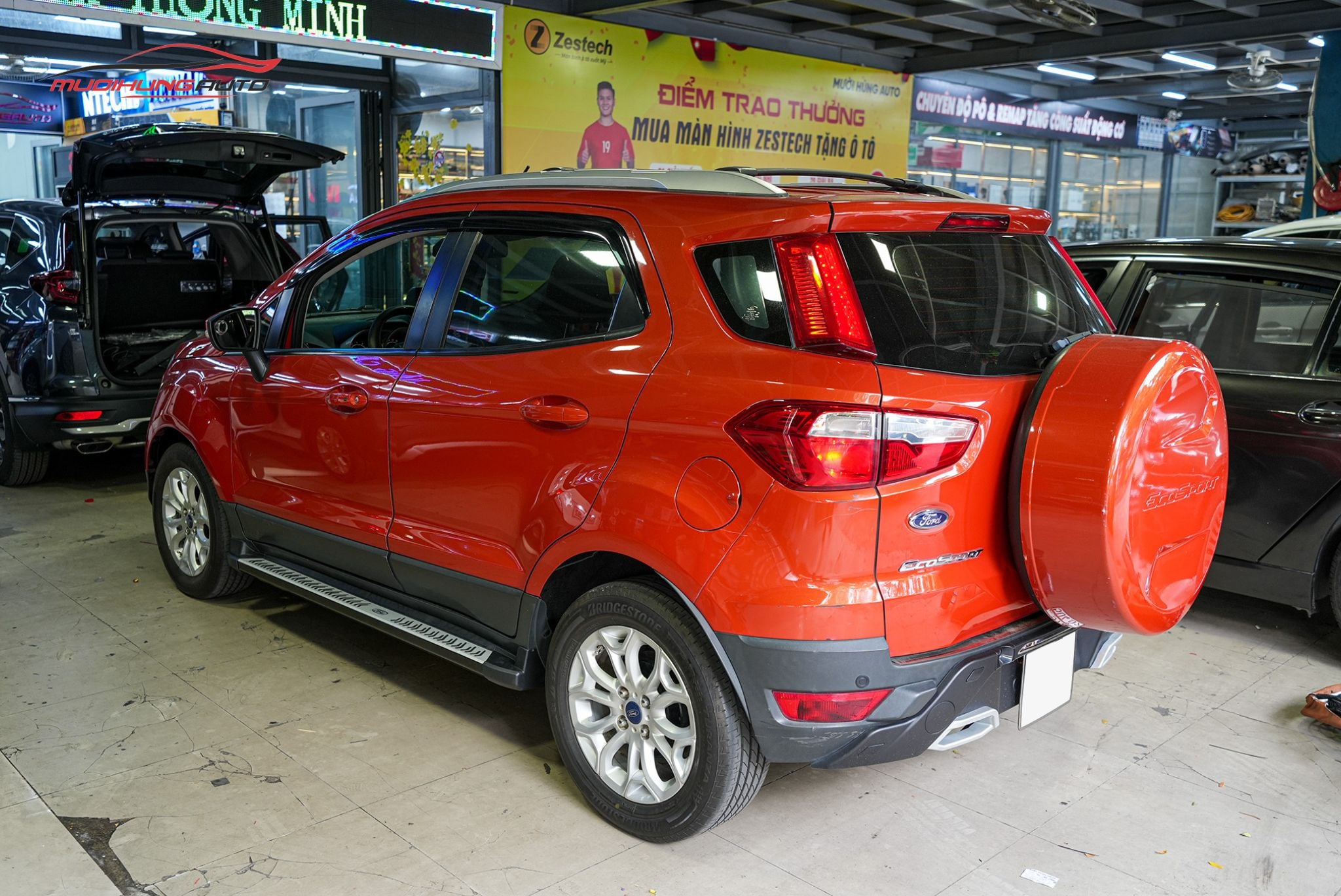 Bậc bước chân Ford Ecosport