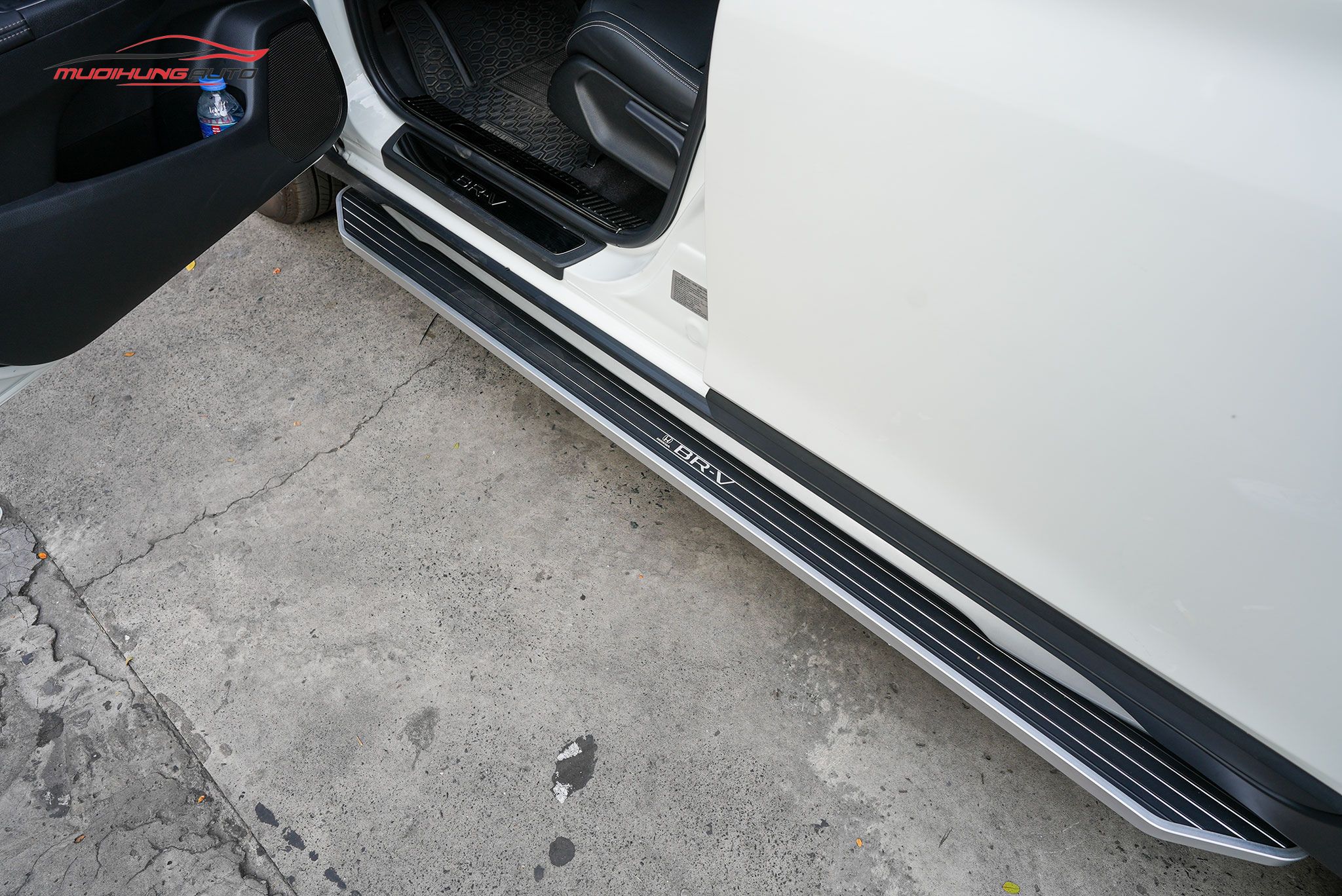 Bậc bước chân Honda BRV