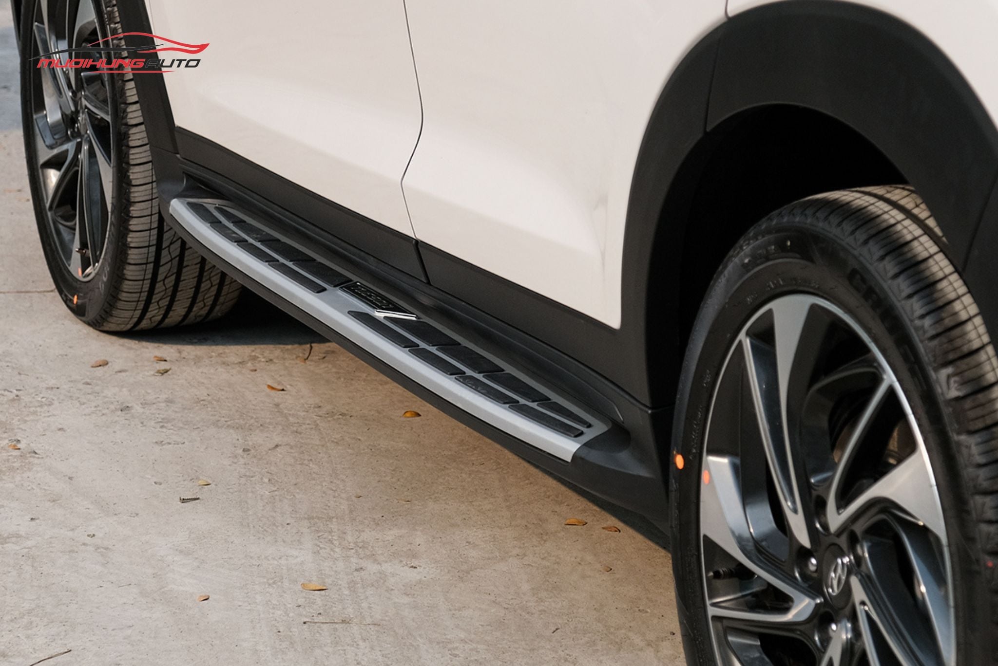 Bậc bước chân Hyundai Tucson 2022