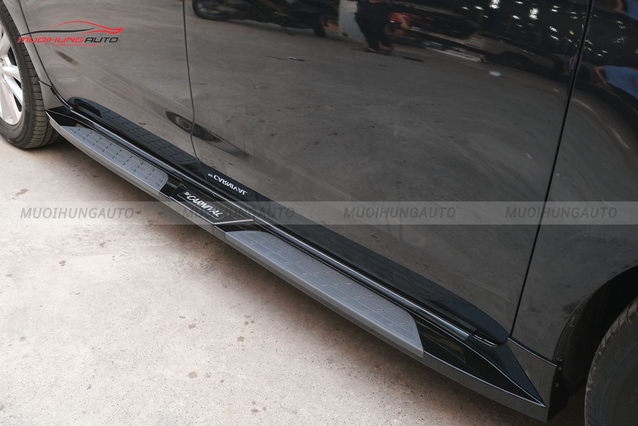 Bậc bước chân Kia Sedona 2020