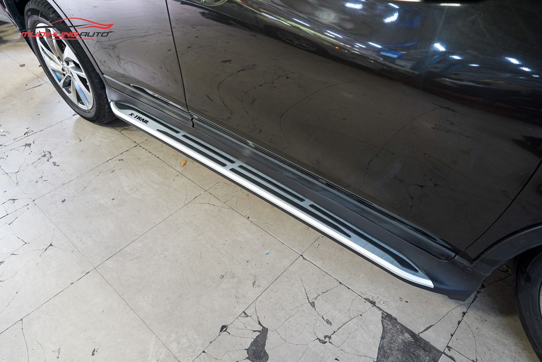 Bậc bước chân Nissan X-Trail