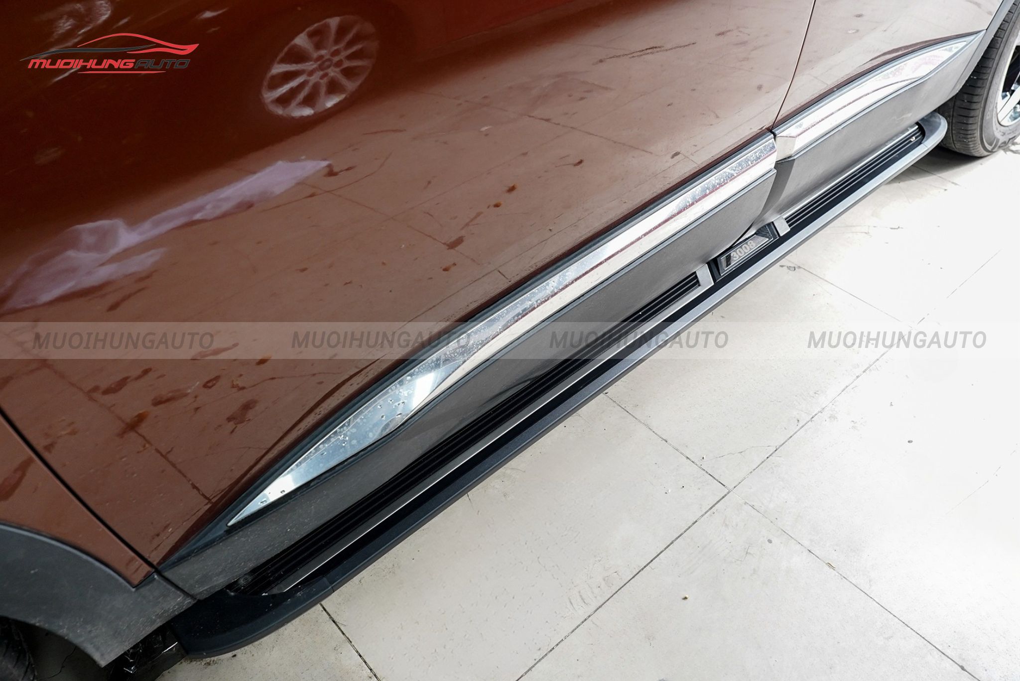 Bậc bước chân Peugeot 3008 2021