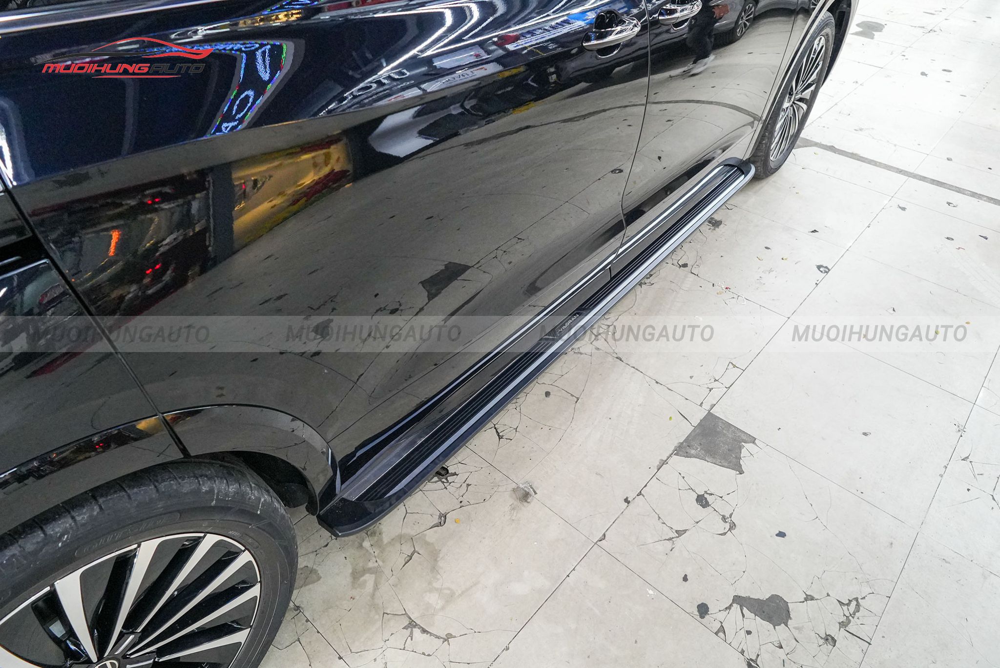 Bậc bước chân Volkswagen Viloran 2024