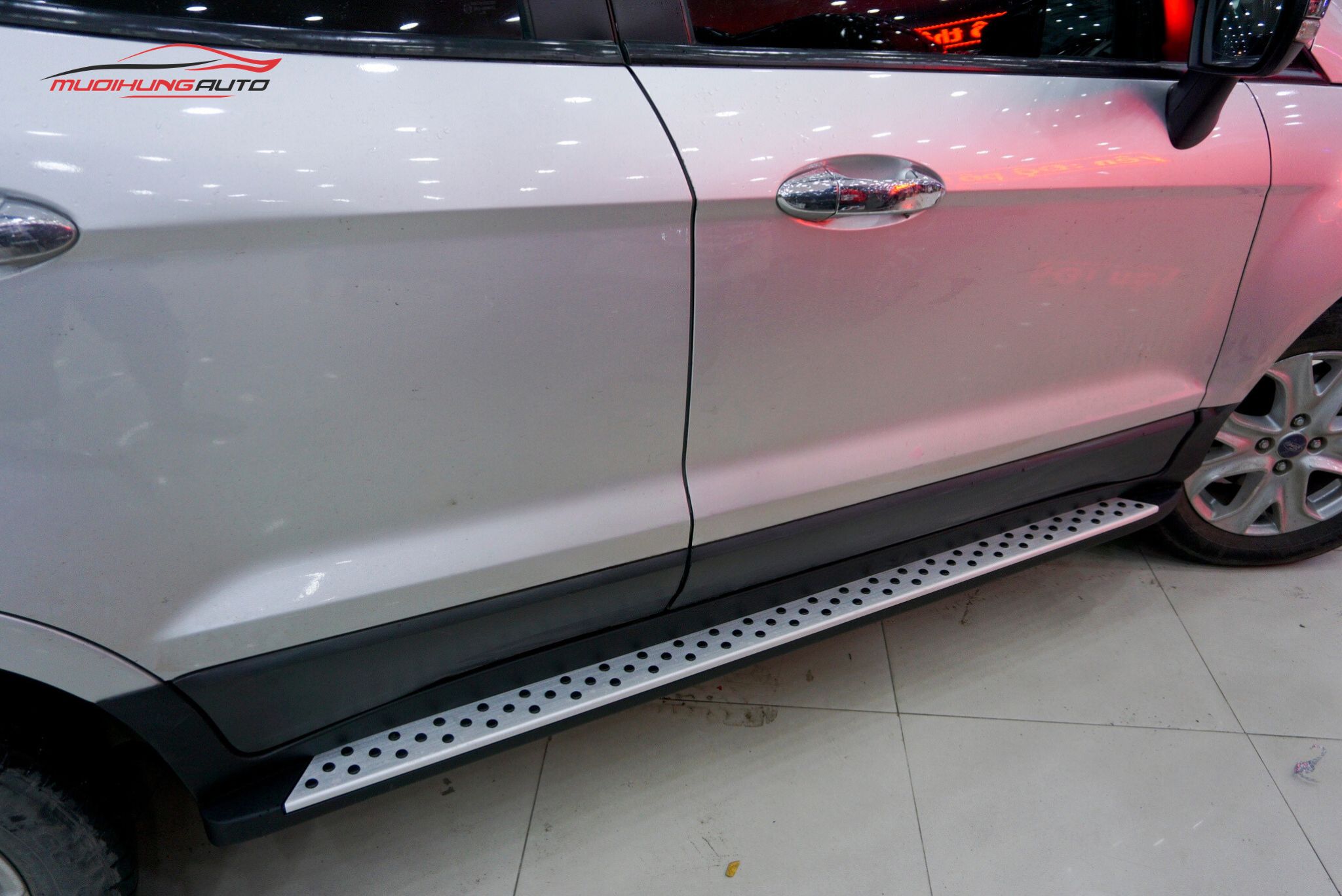 Bậc bước chân xe Ford Ecosport 2018