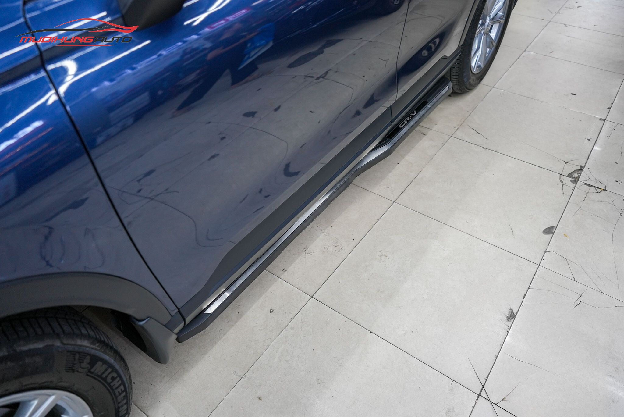 Bậc bước chân xe Honda CRV 2016