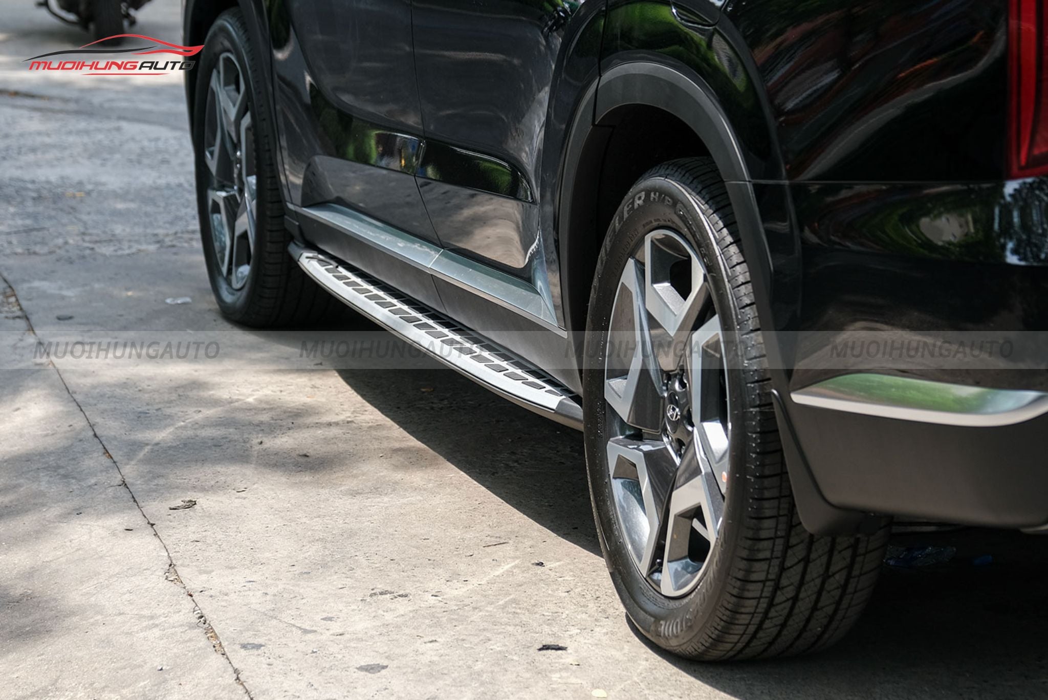 Bậc bước chân xe Hyundai Palisade 2024