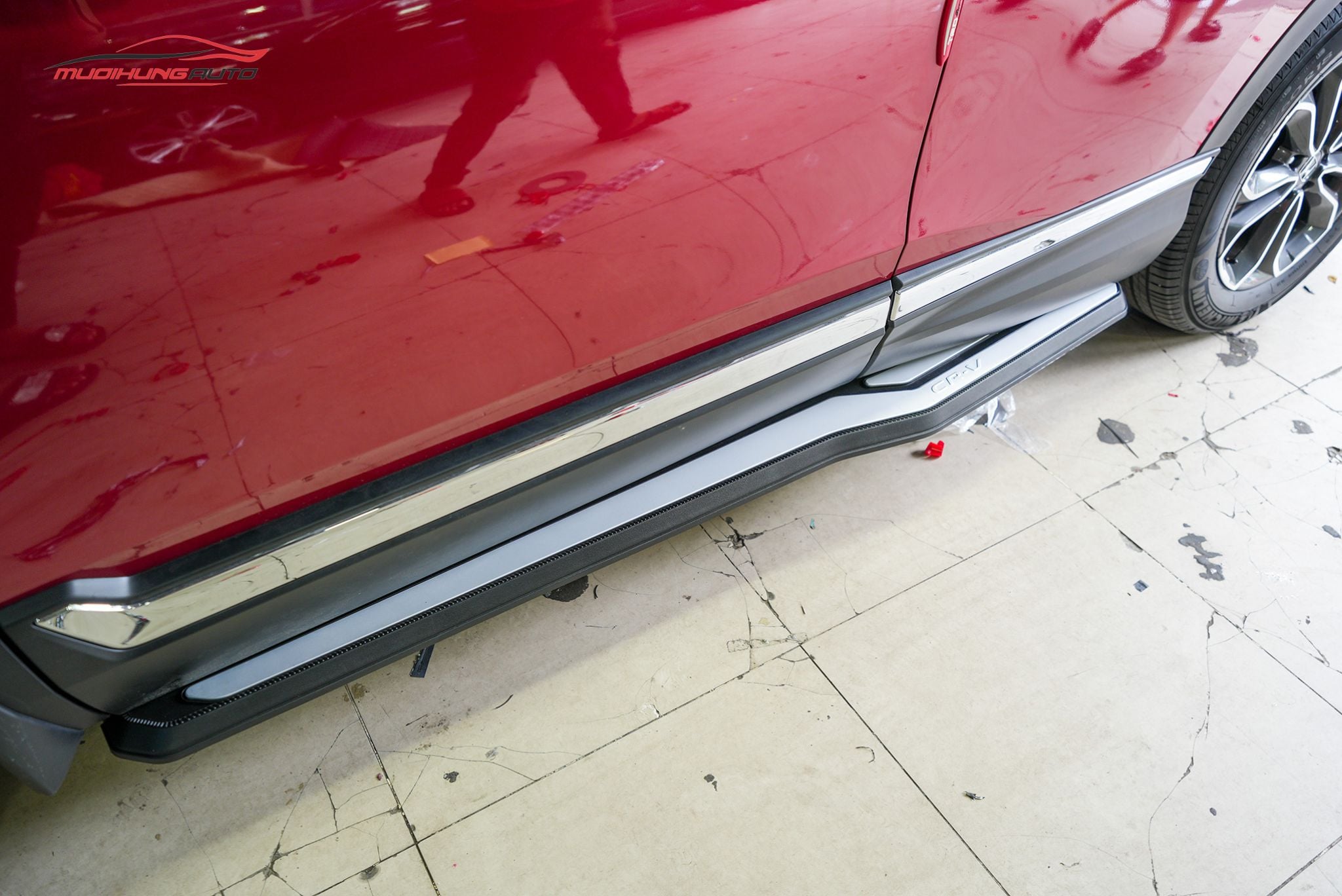 Bậc bước lên xuống Honda CRV