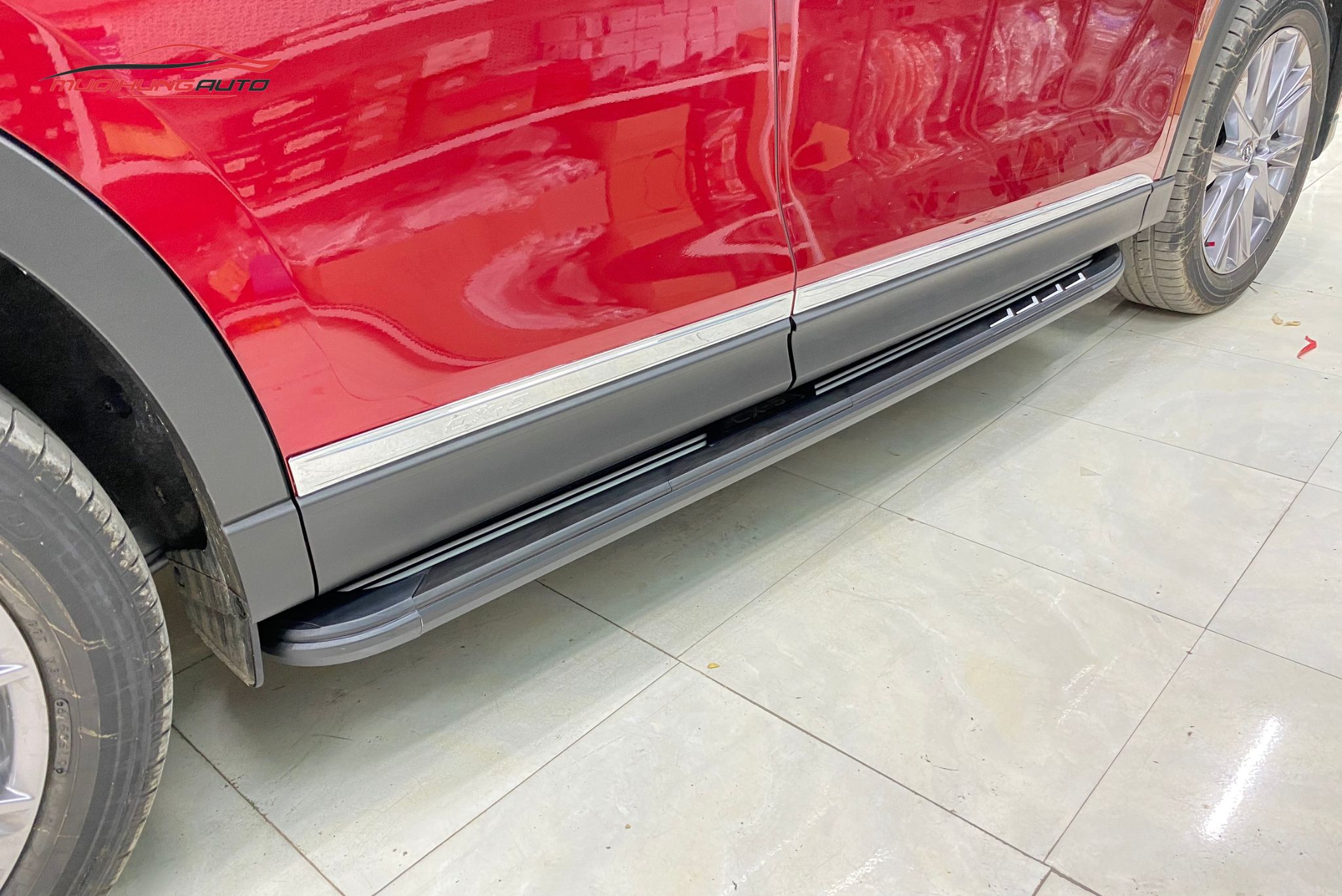 Bậc bước lên xuống Mazda CX5