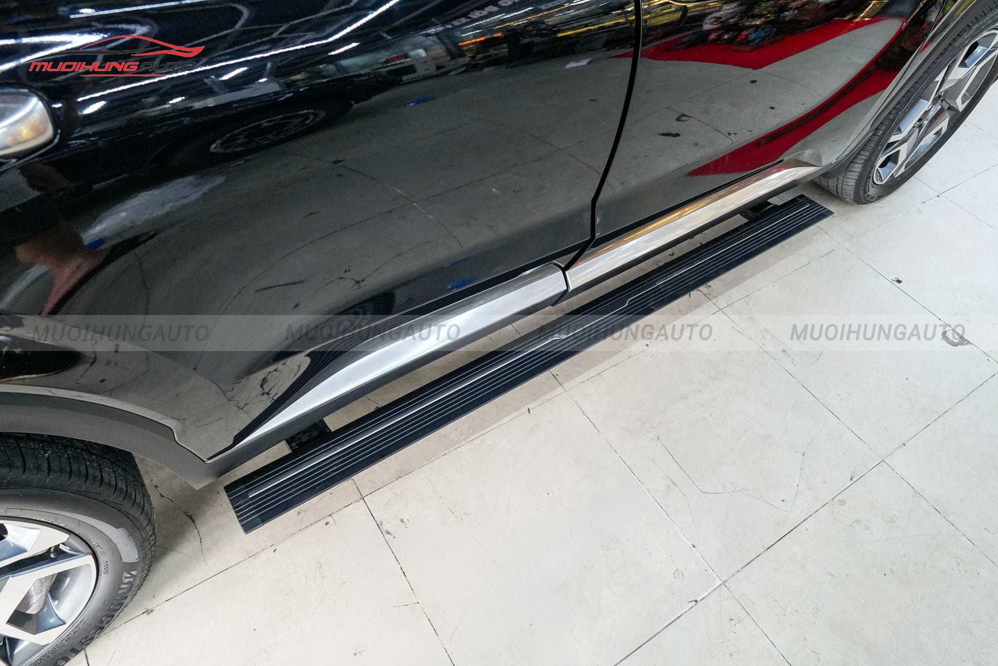 Bậc dẫm điện Hyundai Palisade 2024