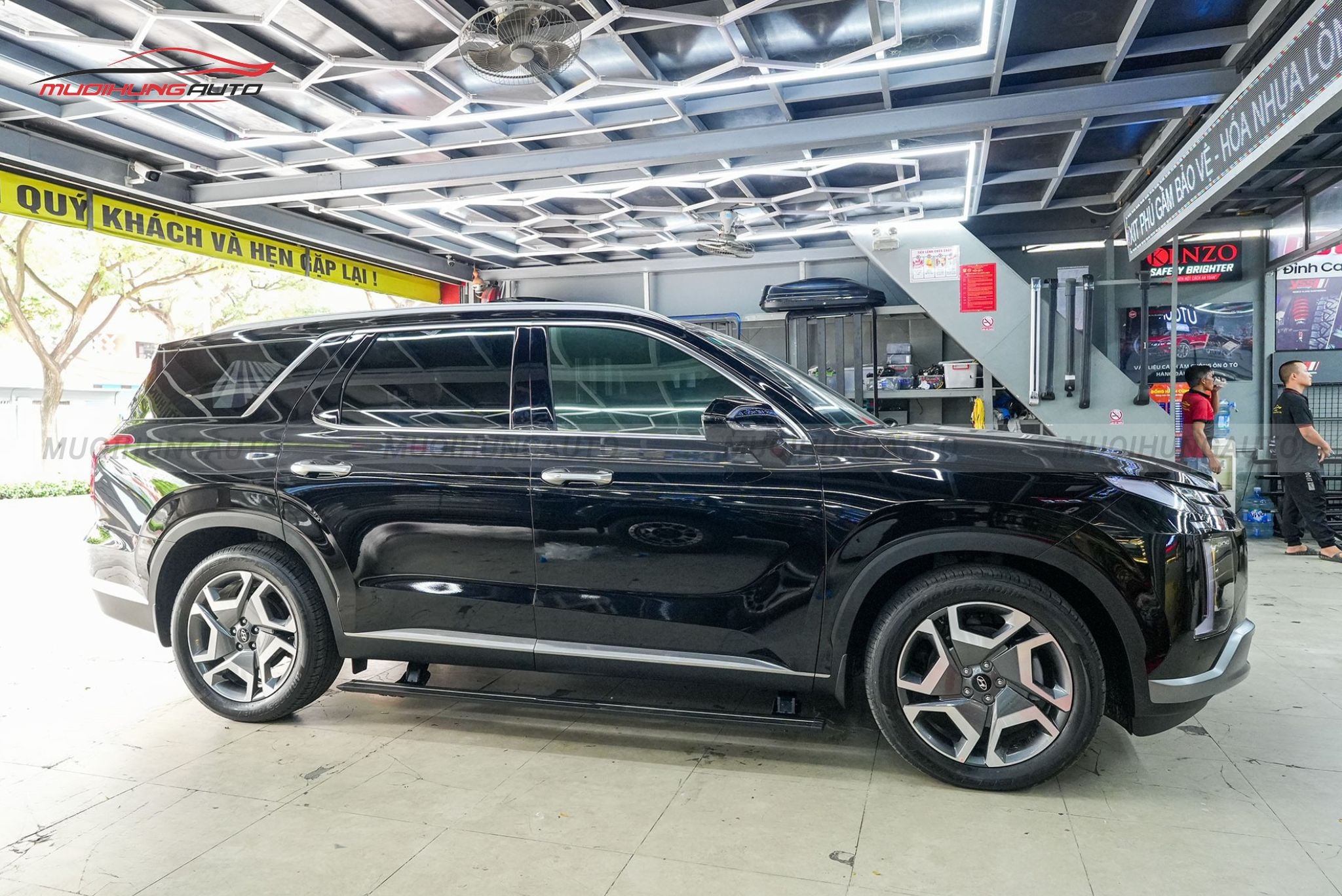 Bậc dẫm điện tự động Hyundai Palisade 2024