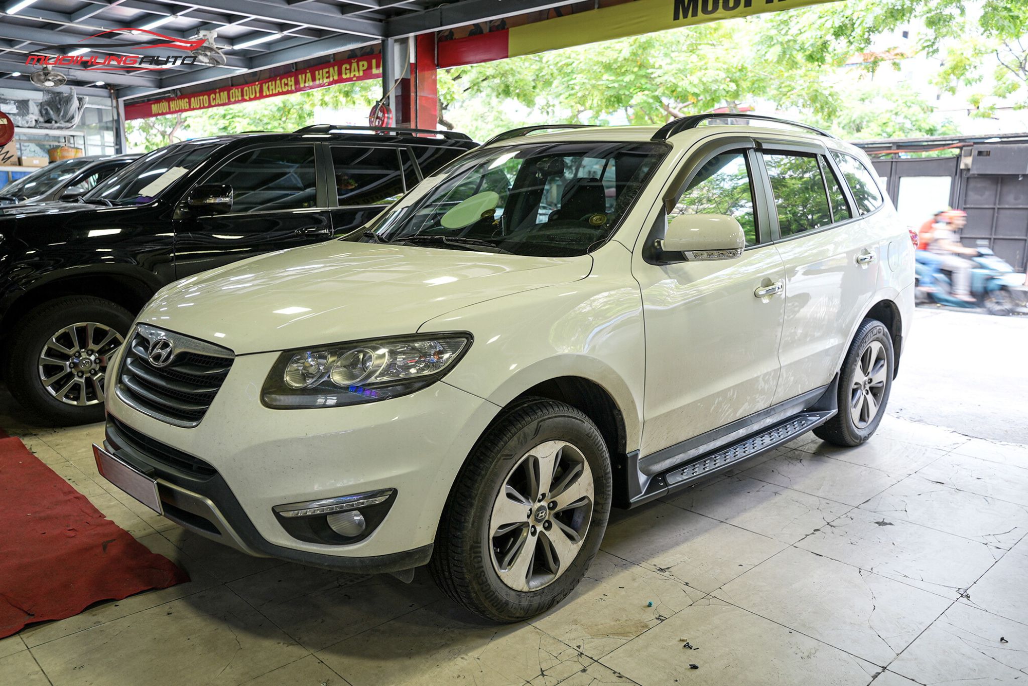 Top 10+ Mẫu Bệ Bước Hyundai SantaFe Bền Đẹp Nhất 2025