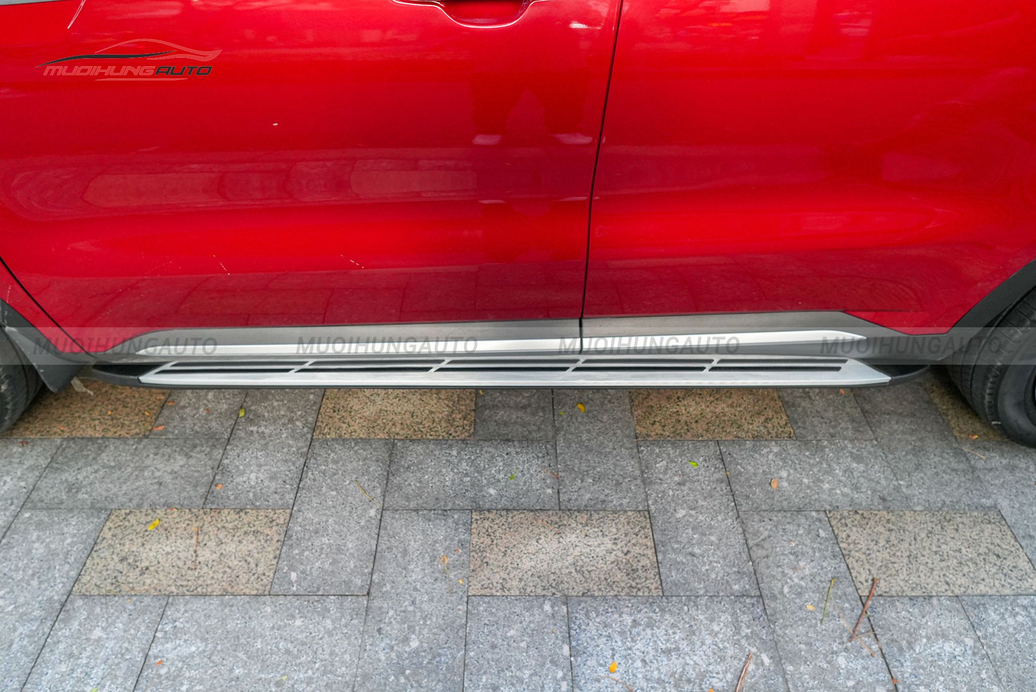 Bậc lên xuống Kia Sorento 2022