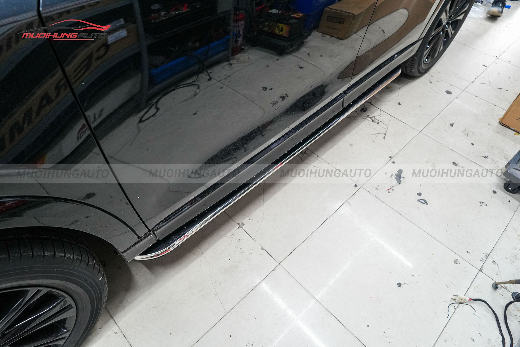 Bậc lên xuống Mazda CX5 2024