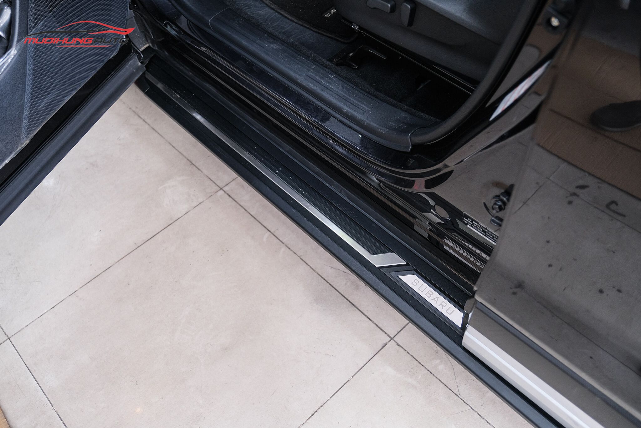 Bậc lên xuống Subaru Forester 2021