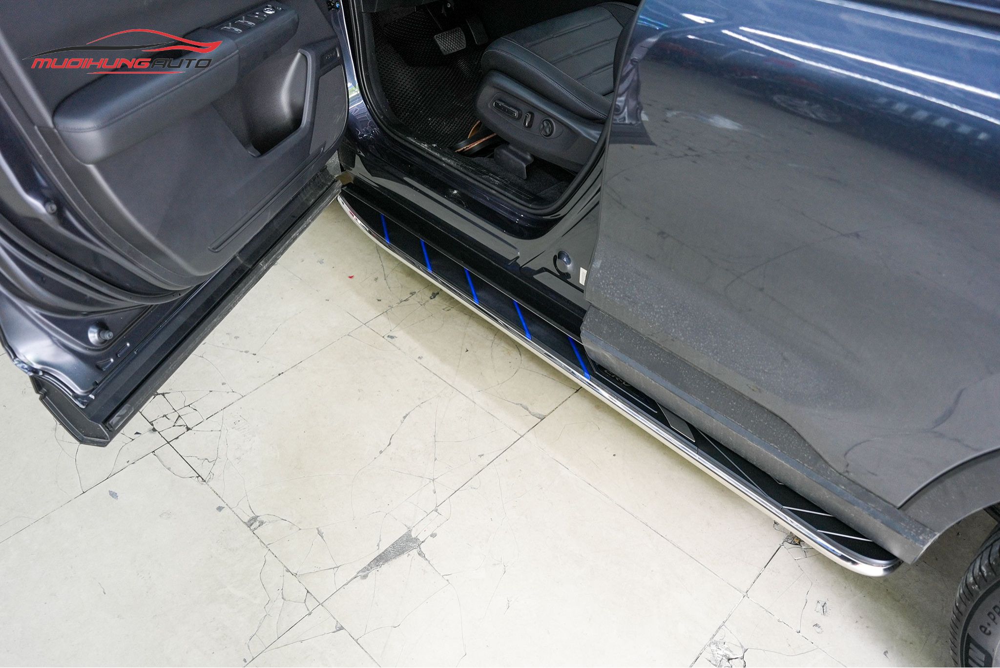 Bậc lên xuống xe Honda CRV 2016