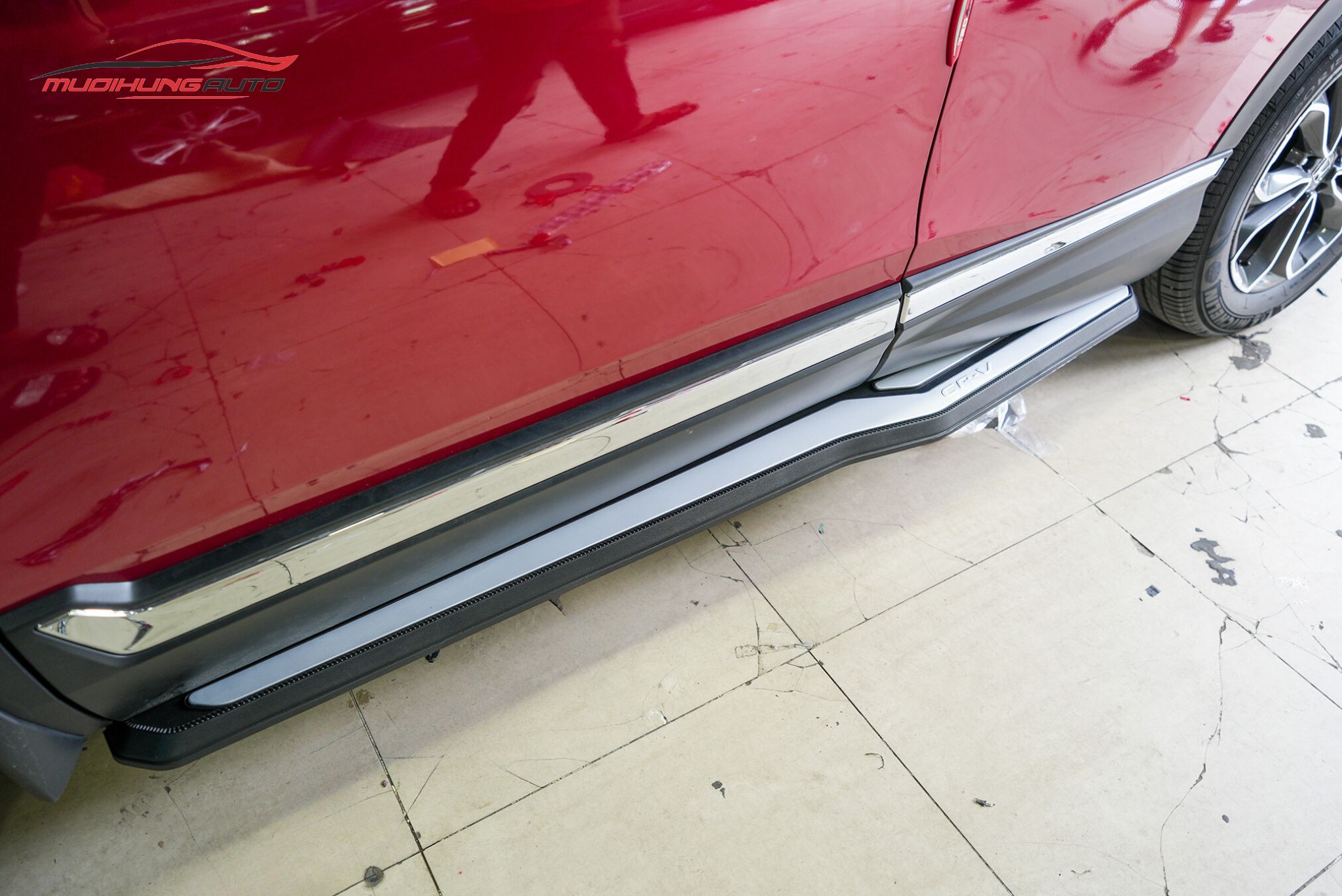 Bậc lên xuống xe Honda CRV 2018