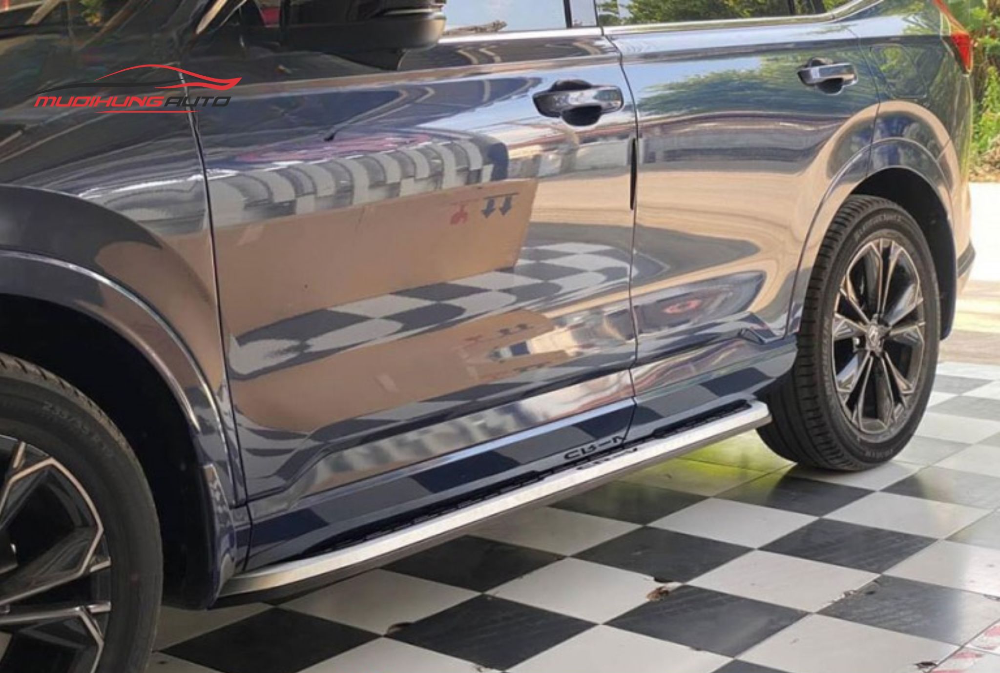 Bậc lên xuống xe Honda CRV 2024