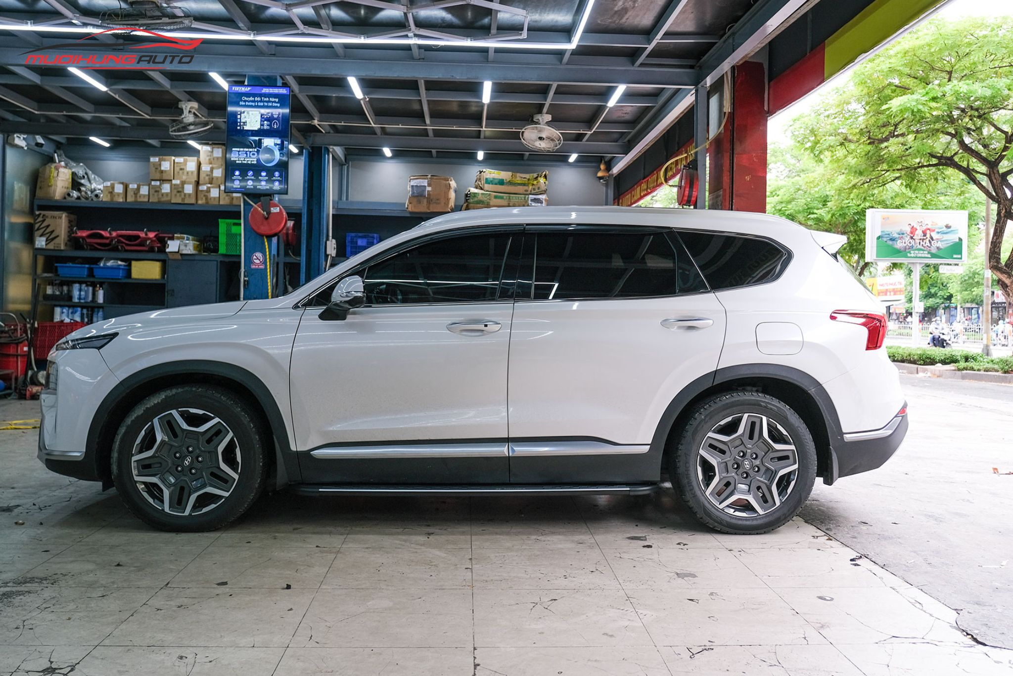 Top 10+ Mẫu Bệ Bước Hyundai SantaFe Bền Đẹp Nhất 2025