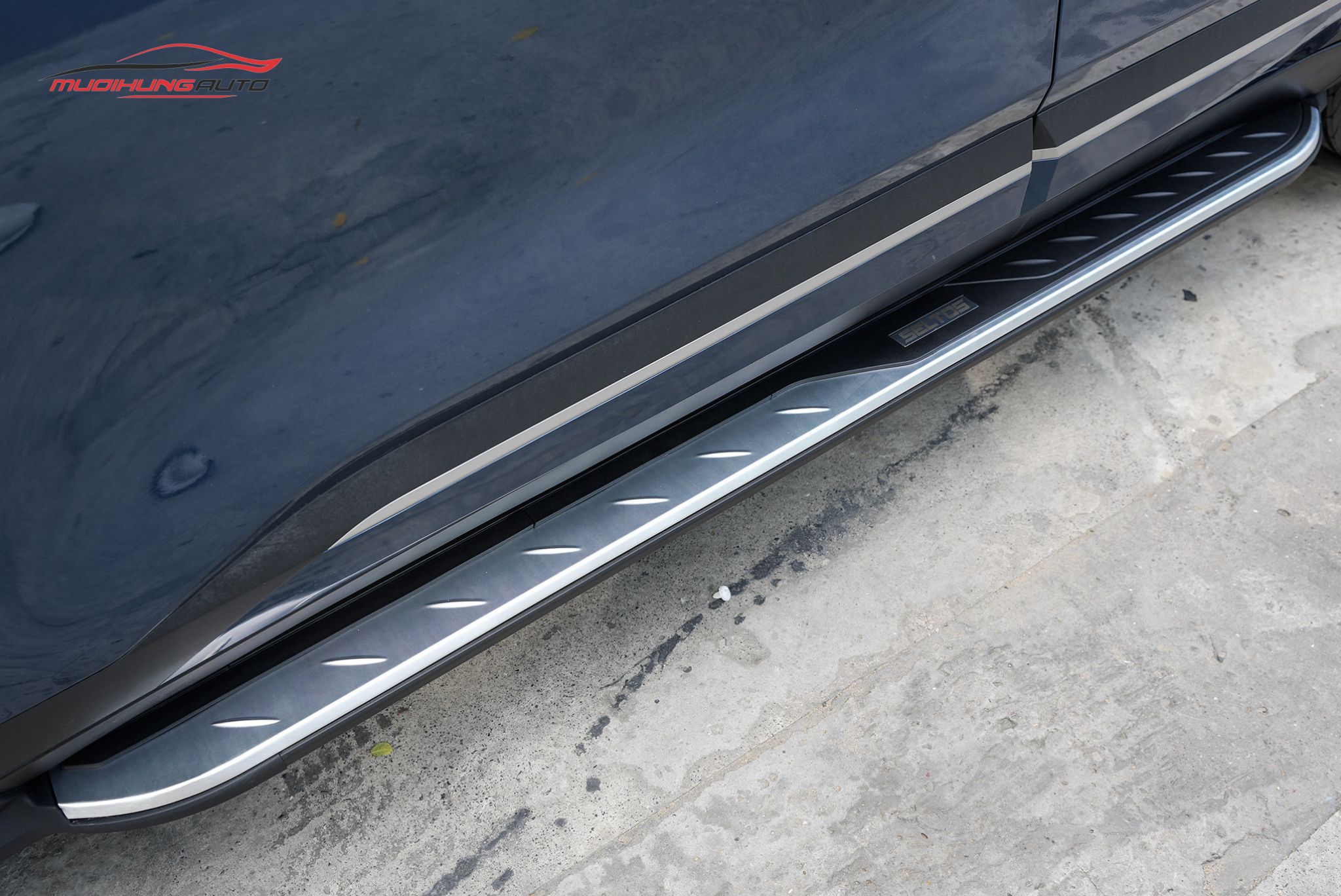 Bậc lên xuống xe Kia Seltos