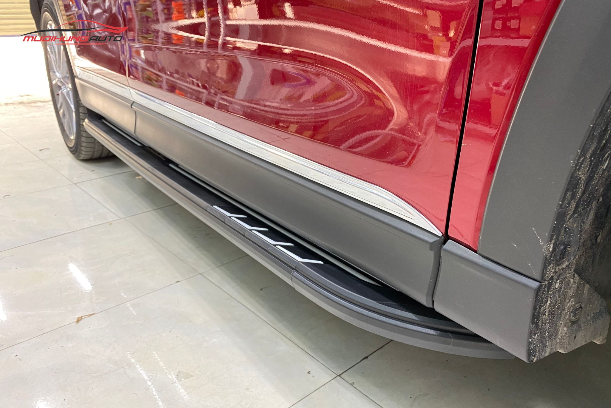 Bậc lên xuống xe Mazda CX5