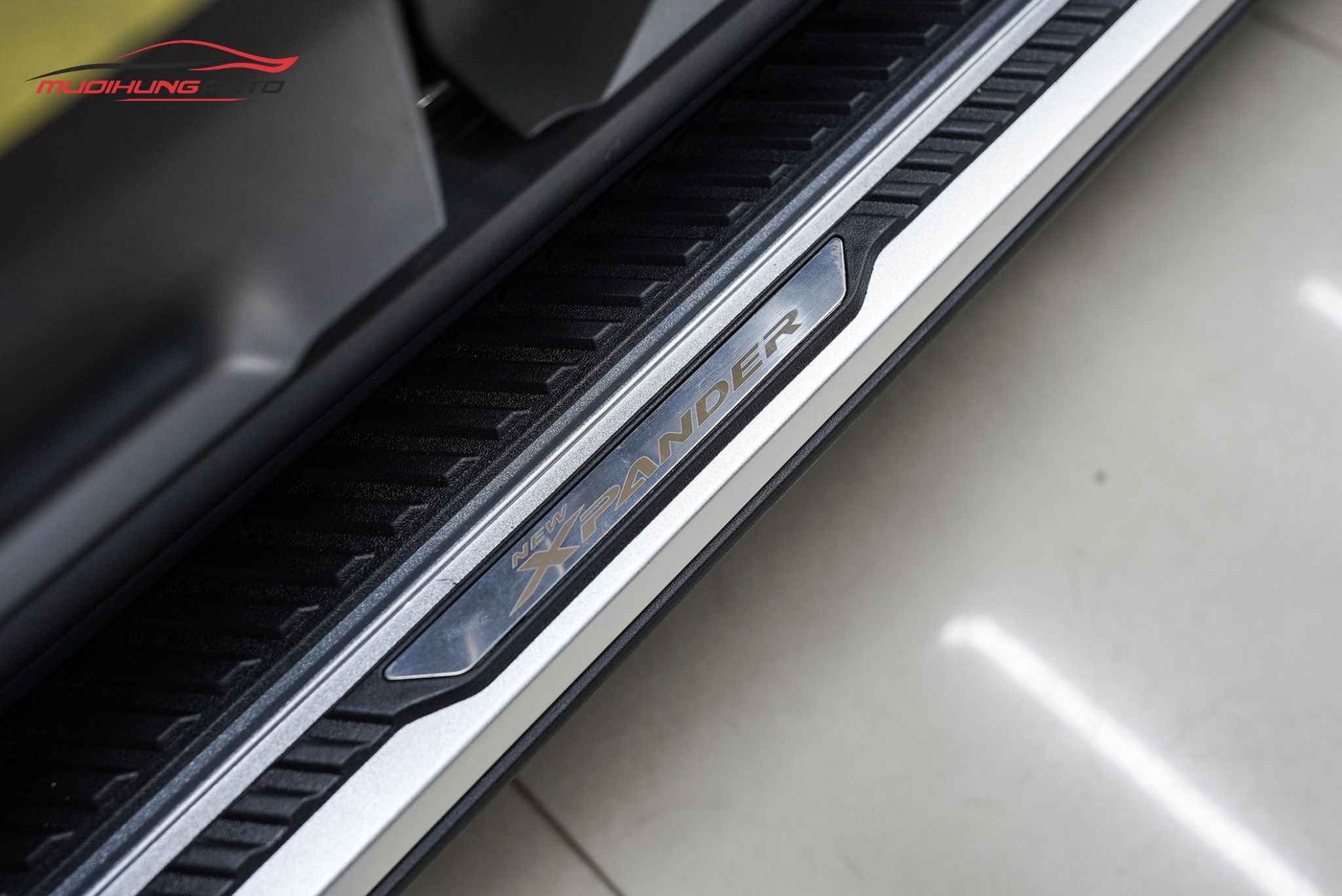 Top 5+ Mẫu Bệ Bước Mitsubishi Xpander Bền Đẹp Nhất 2025