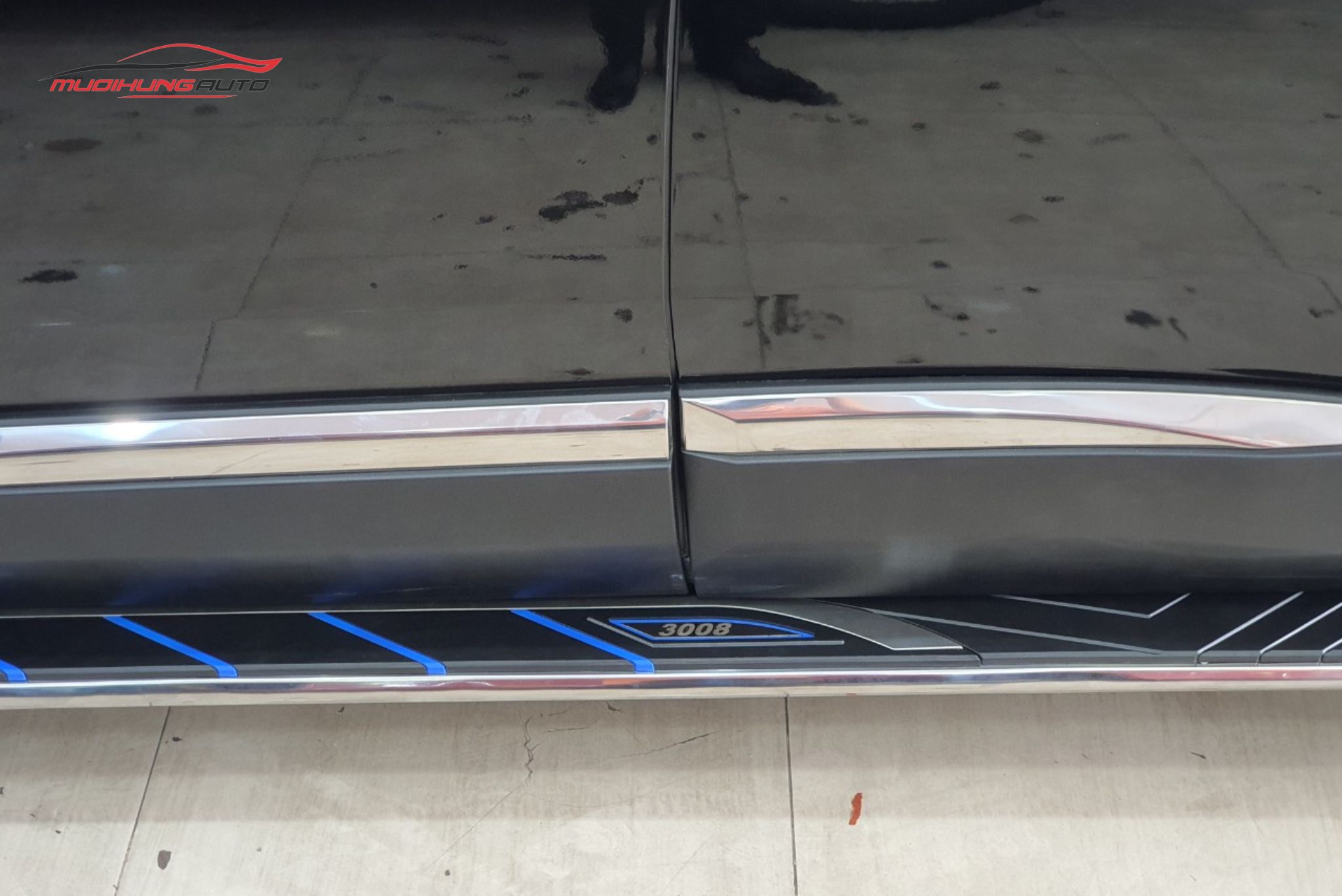 Bậc lên xuống xe Peugeot 3008