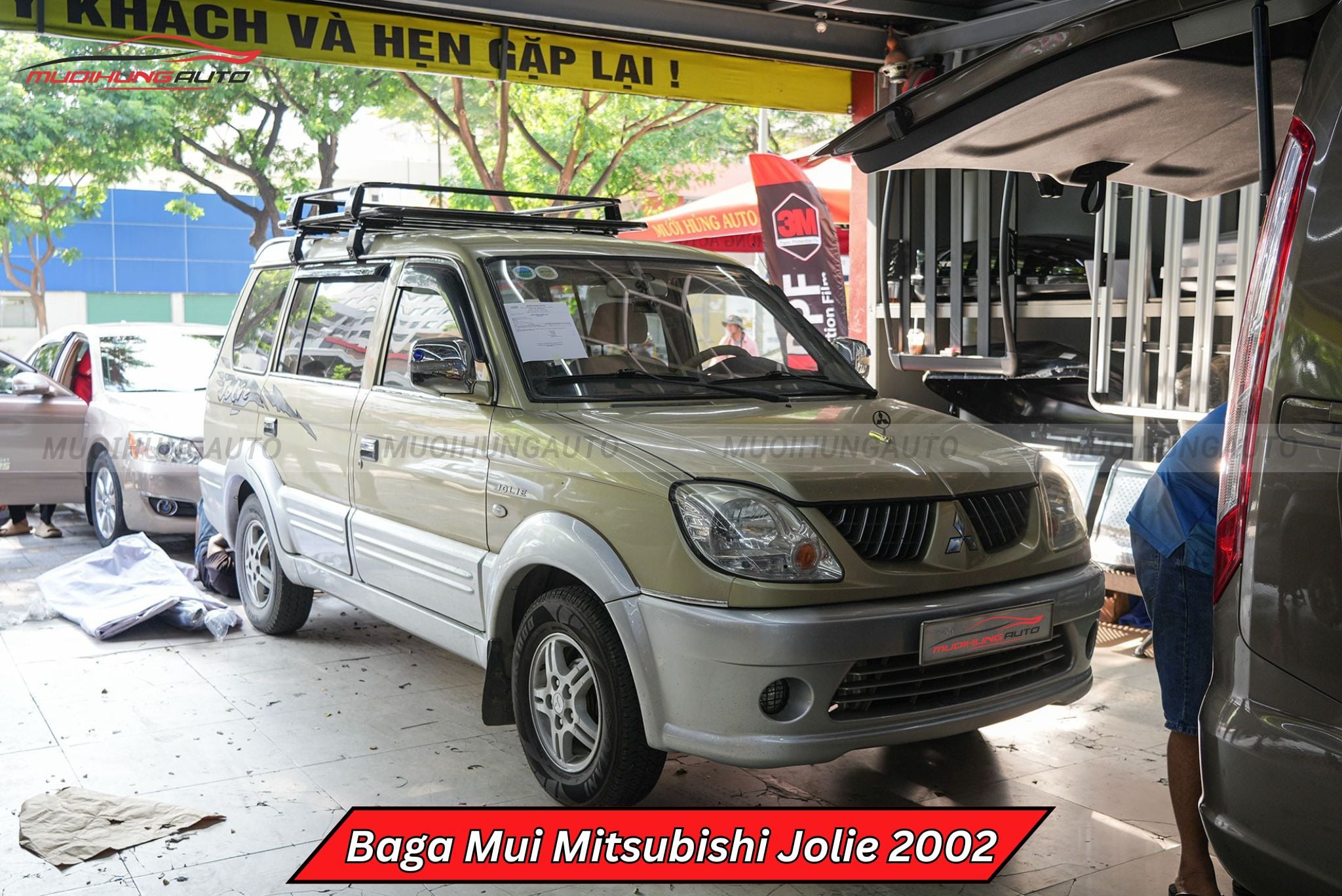 Baga mui xe Mitsubishi Jolie 2002