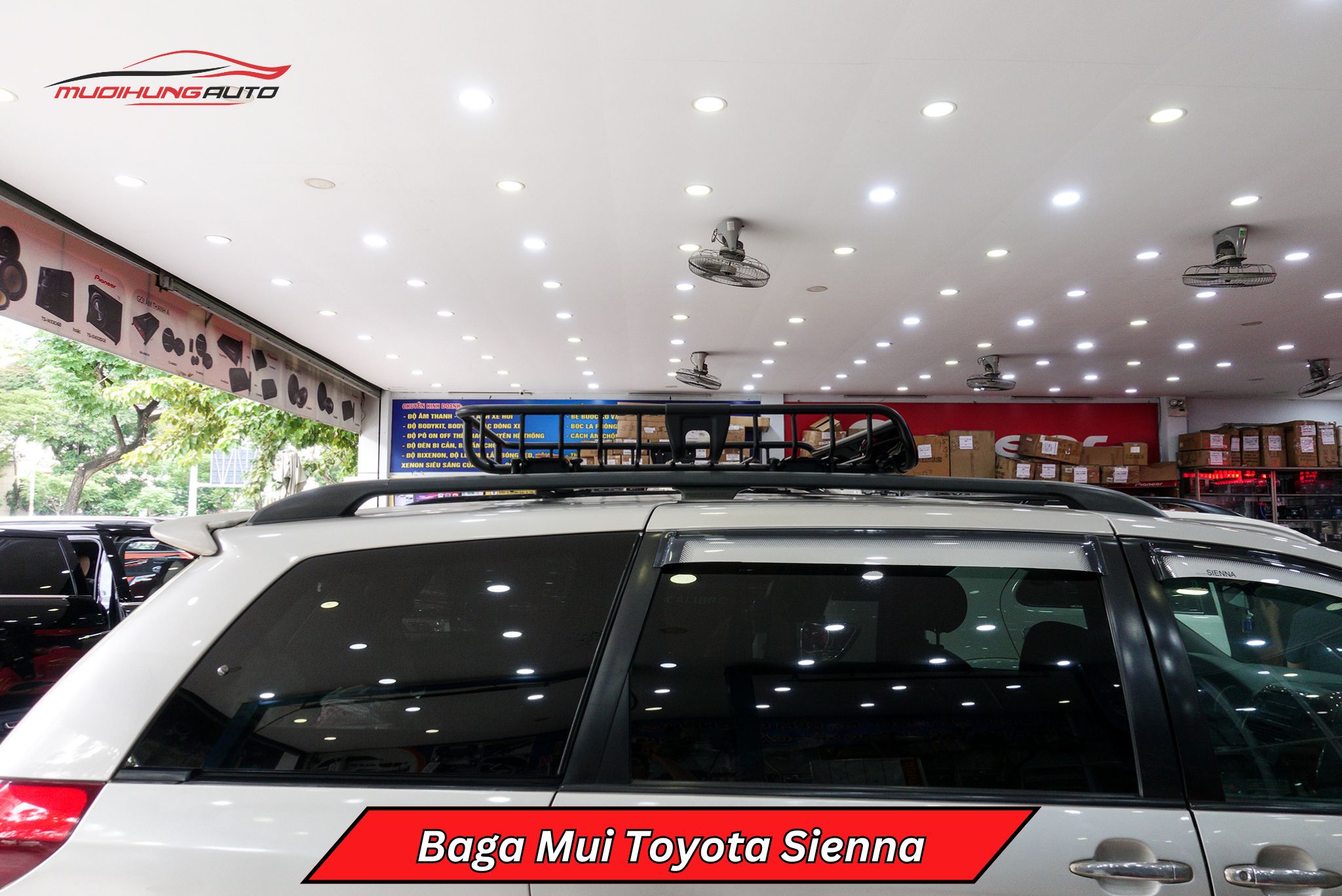 Baga mui xe Toyota Sienna