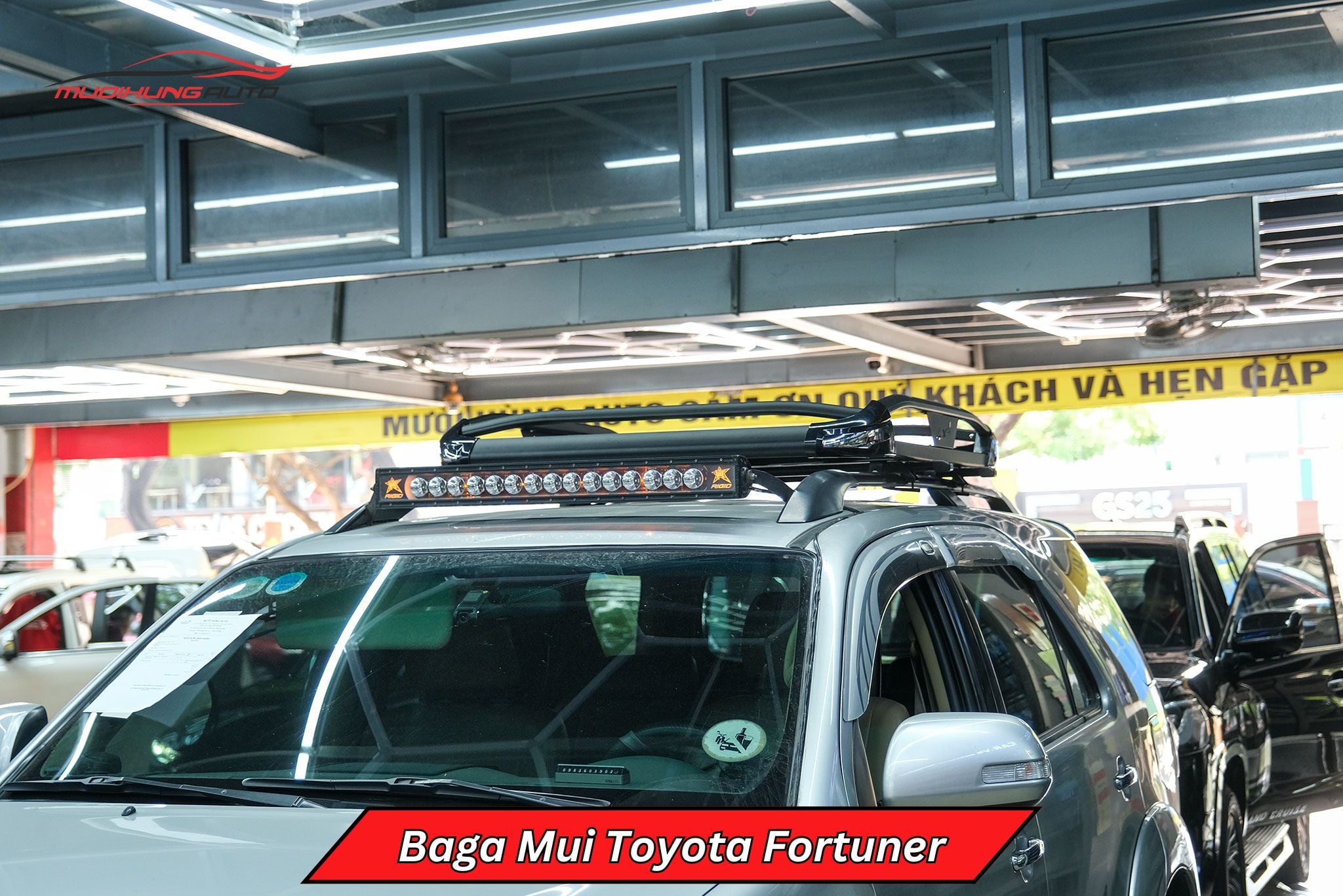 Baga nóc xe Toyota Fortuner