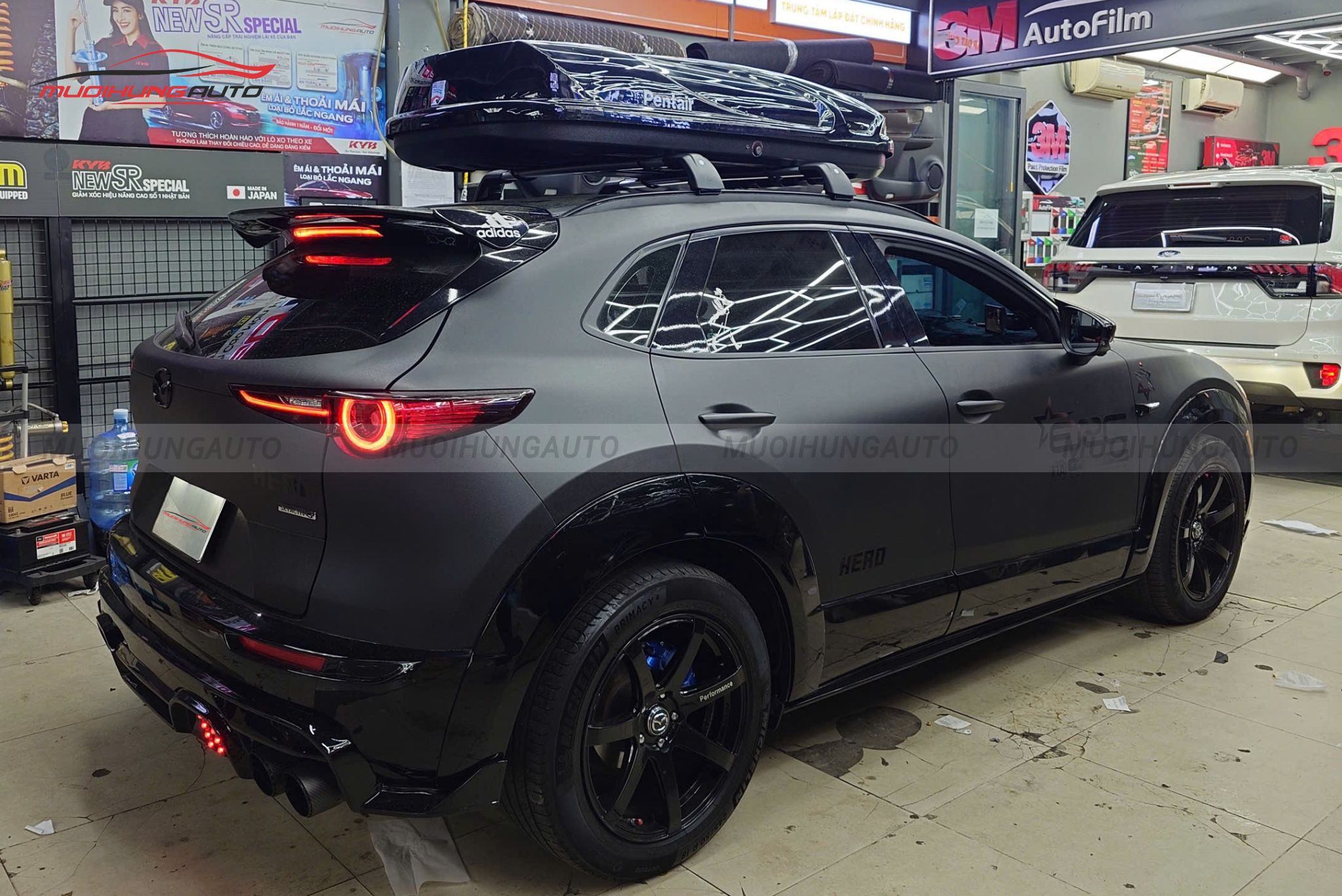 Baga phi thuyền Mazda CX30