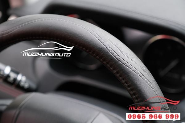 Bao tay vô lăng ô tô da bò cao cấp mã 53 04