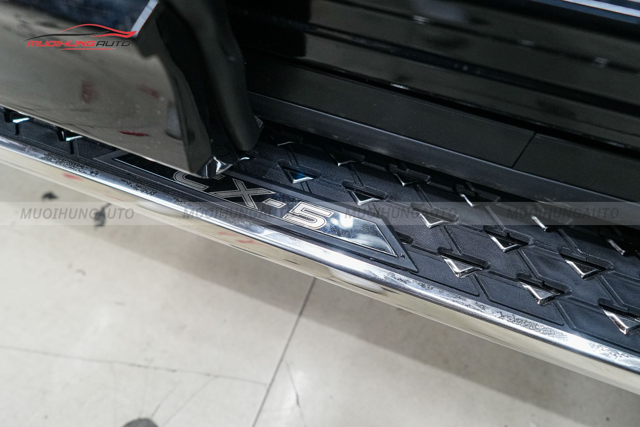 Bệ bước chân cho xe Mazda CX5 2024