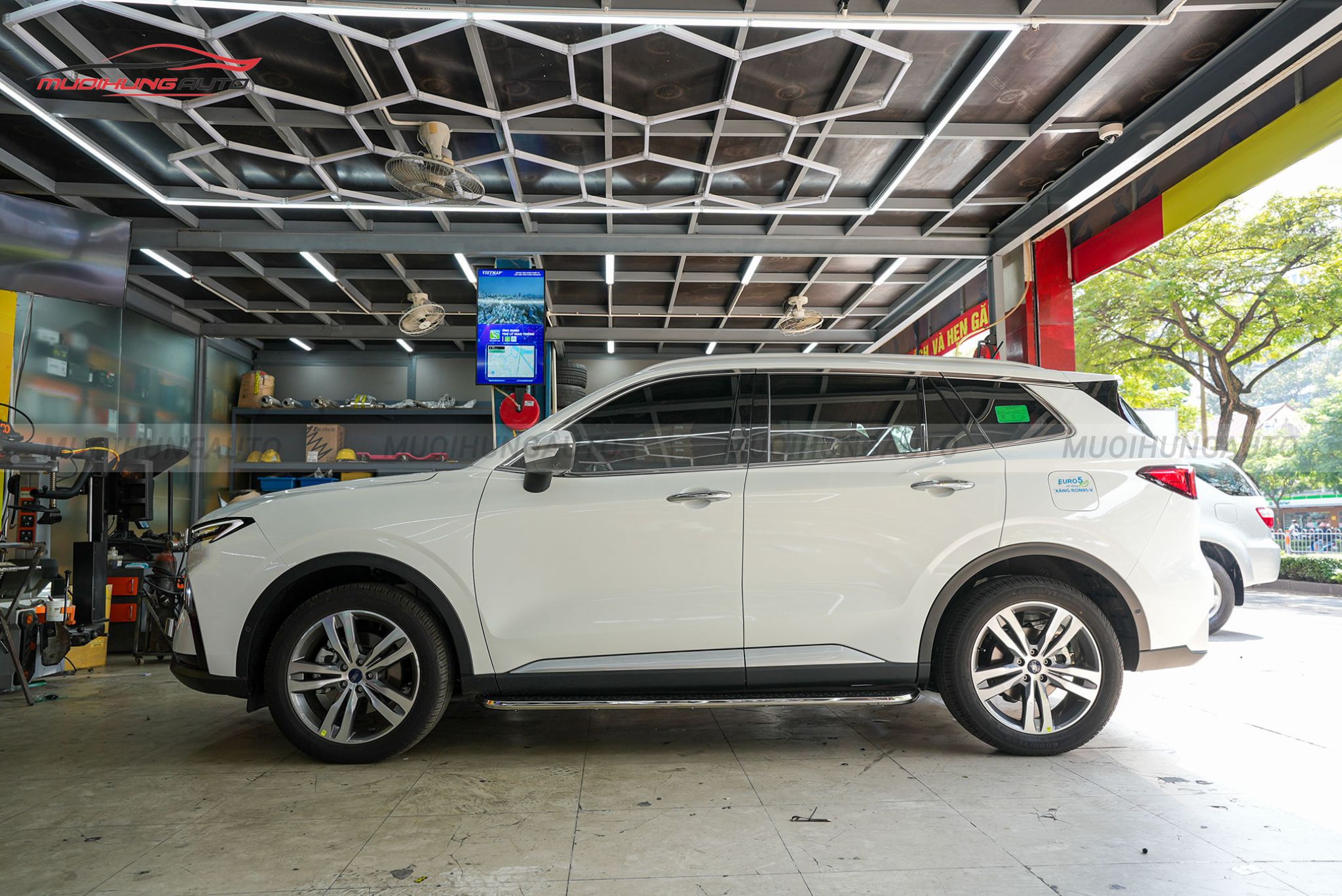 Bệ bước chân Ford Territory 2022 - 2023