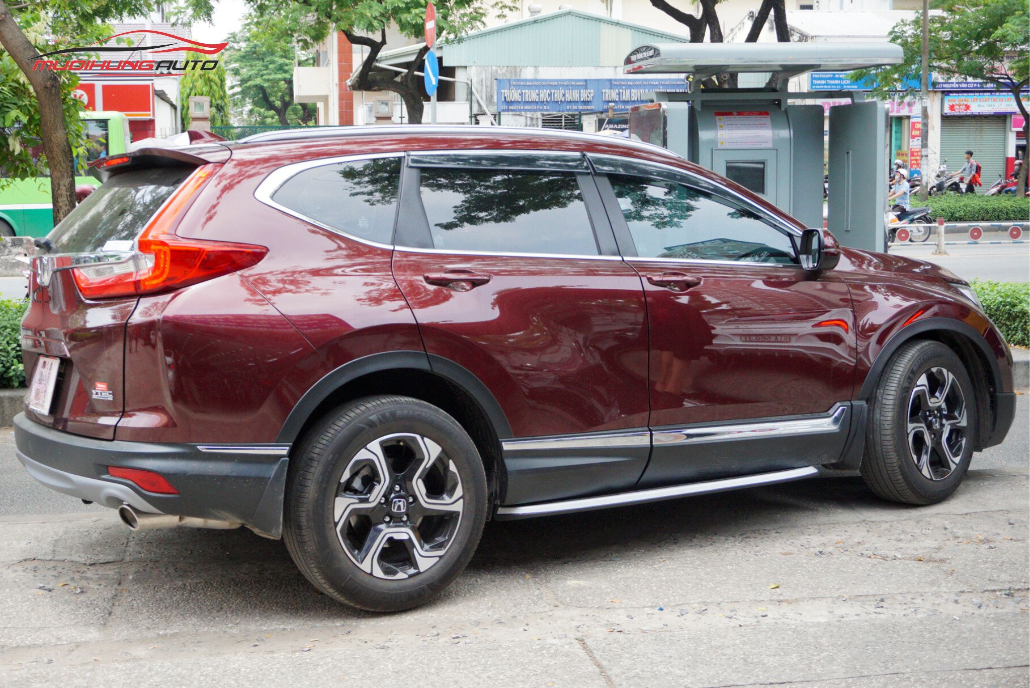 Bệ bước chân Honda CRV 2018
