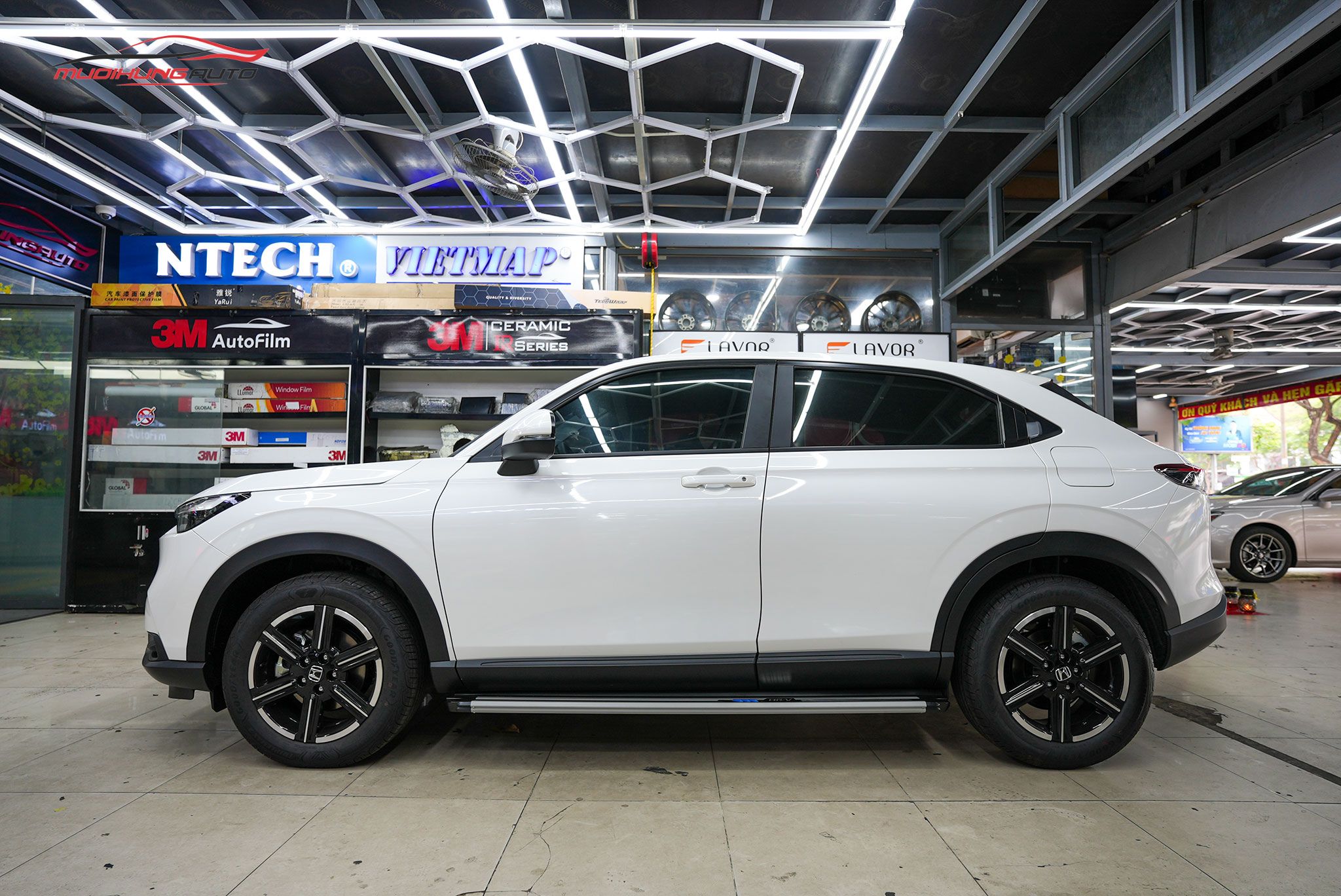 Bệ bước chân Honda HRV