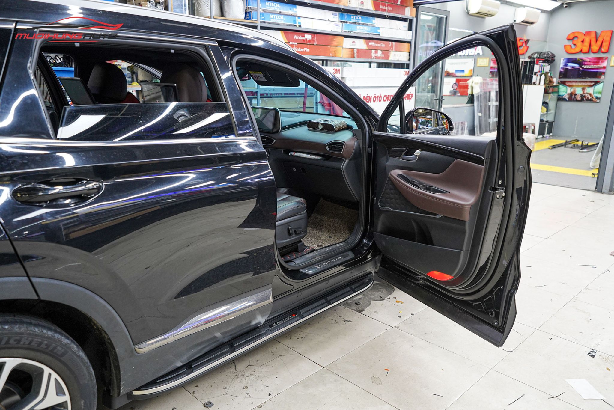 Top 10+ Mẫu Bệ Bước Hyundai SantaFe Bền Đẹp Nhất 2025